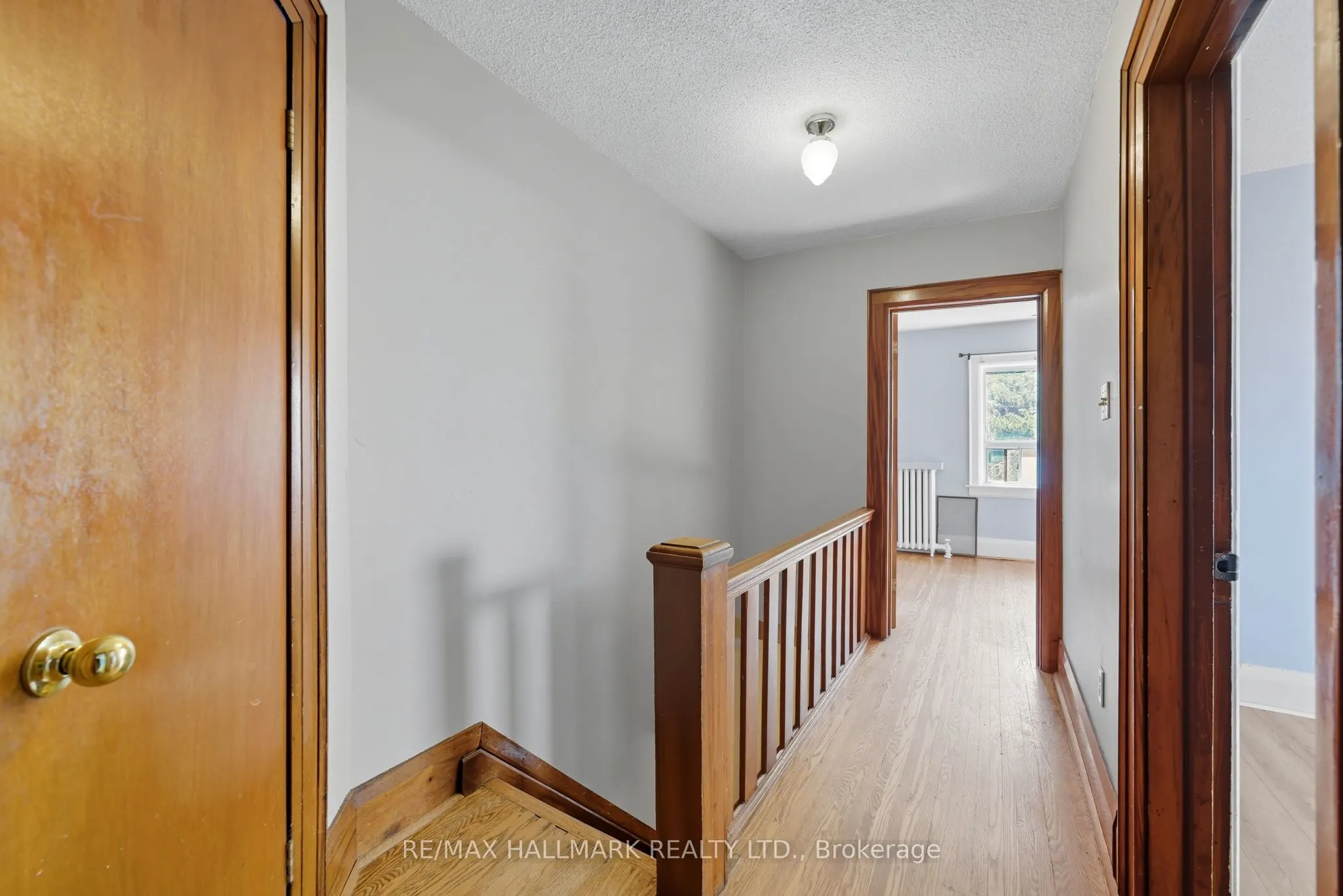 386 Belsize Drive