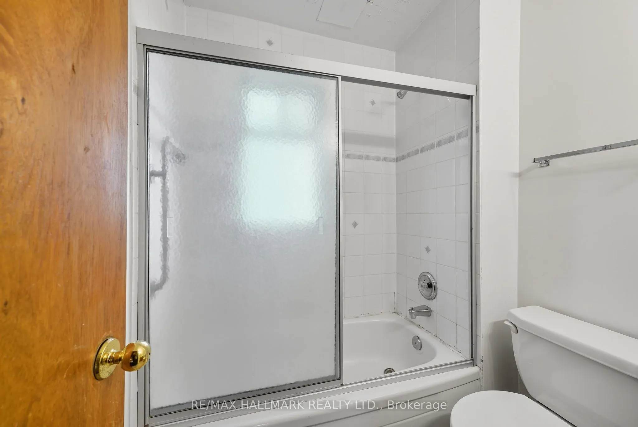386 Belsize Drive