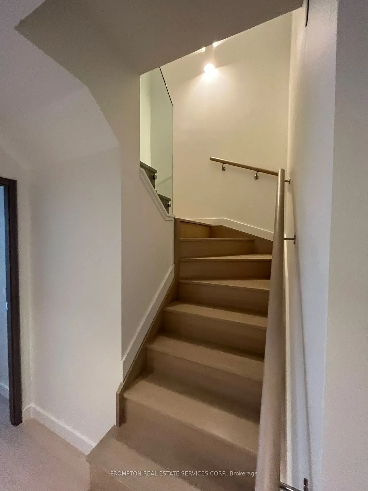 95 McMahon Drive, #08