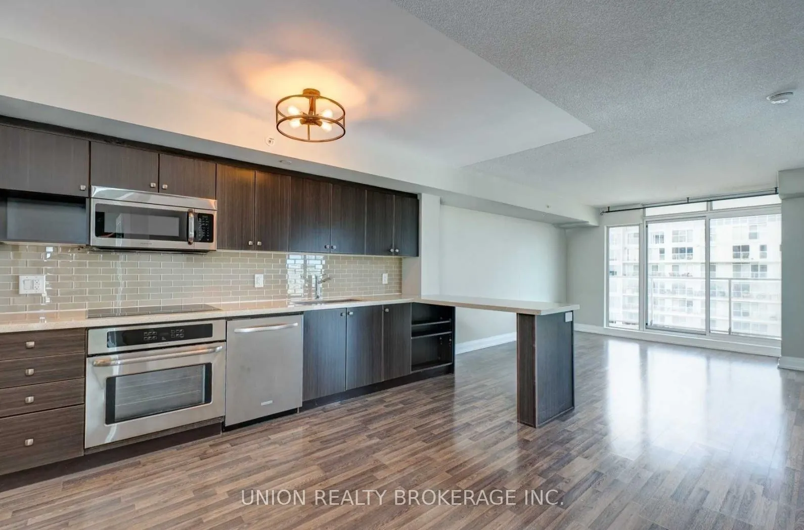 555 Wilson Avenue, #E1202