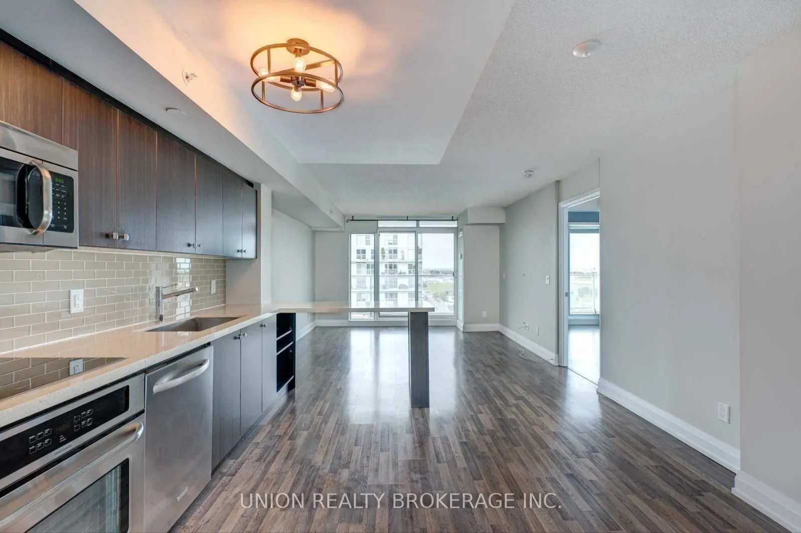 555 Wilson Avenue, #E1202