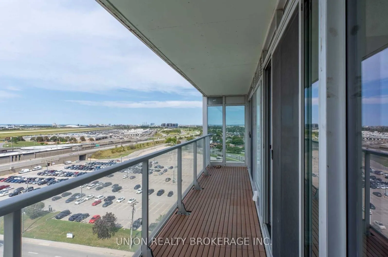 555 Wilson Avenue, #E1202