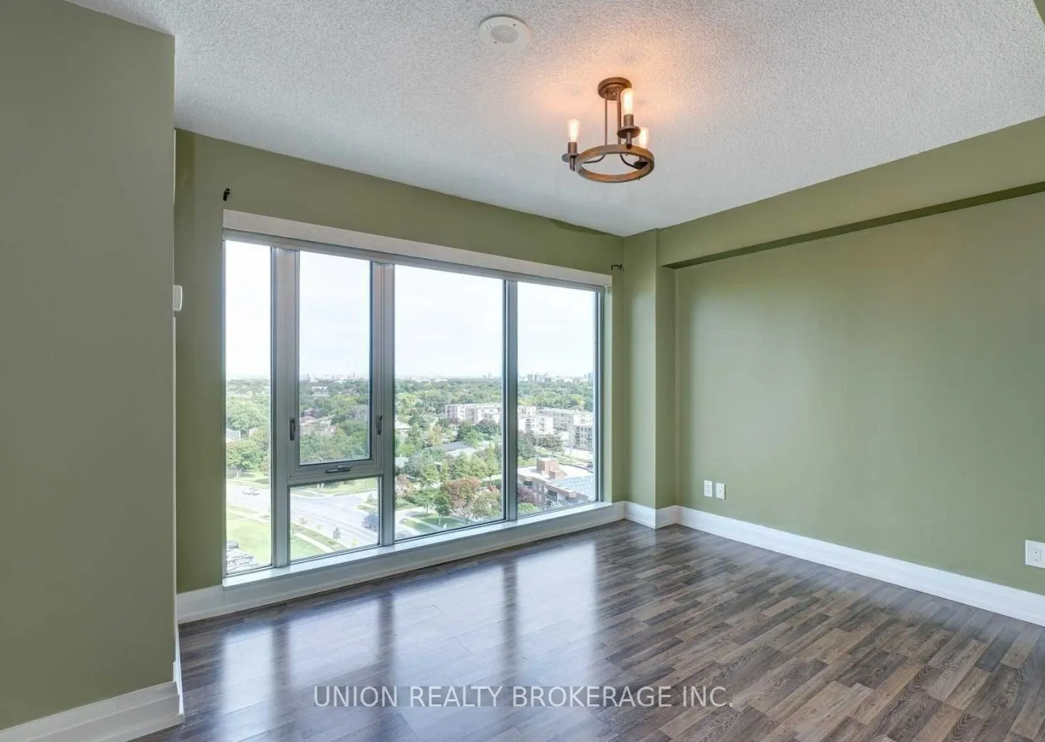 555 Wilson Avenue, #E1202