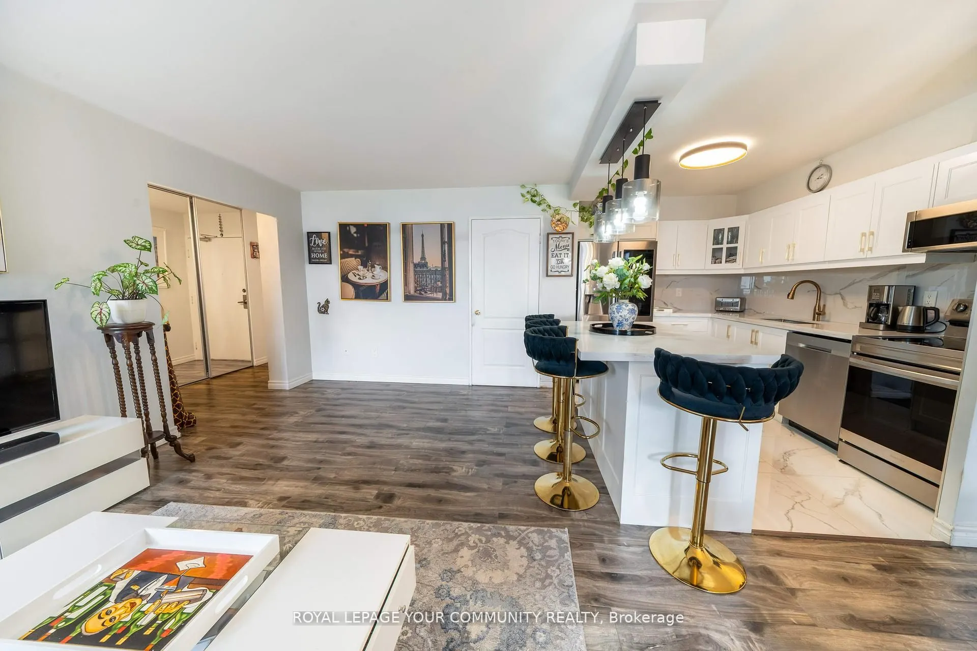 20 Edgecliff Golfway, #1218