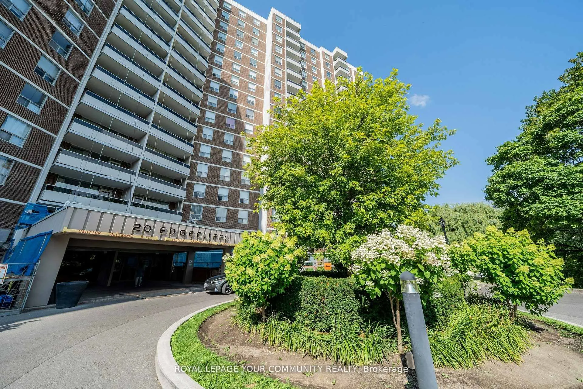 20 Edgecliff Golfway, #1218