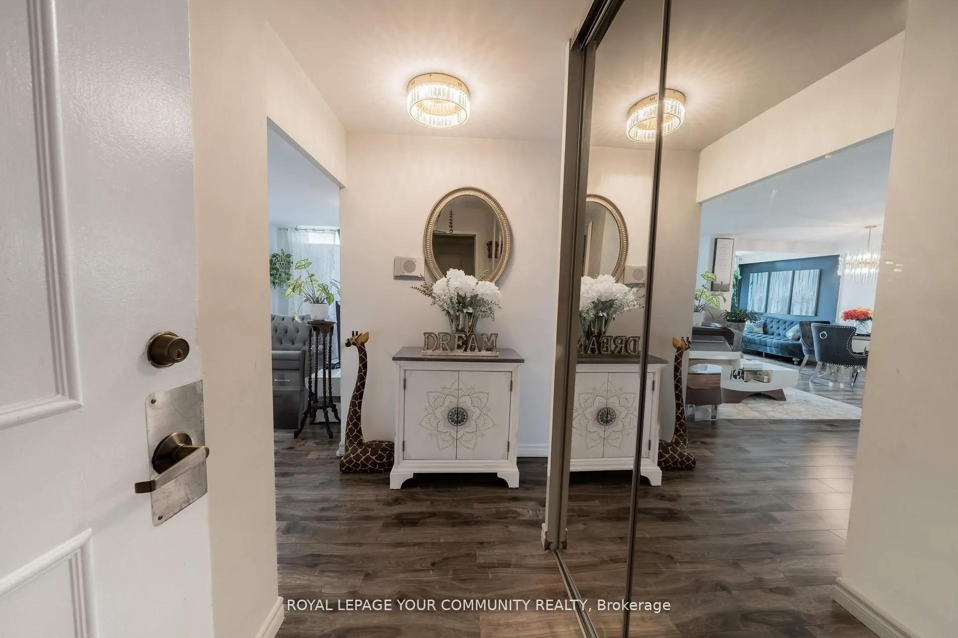20 Edgecliff Golfway, #1218