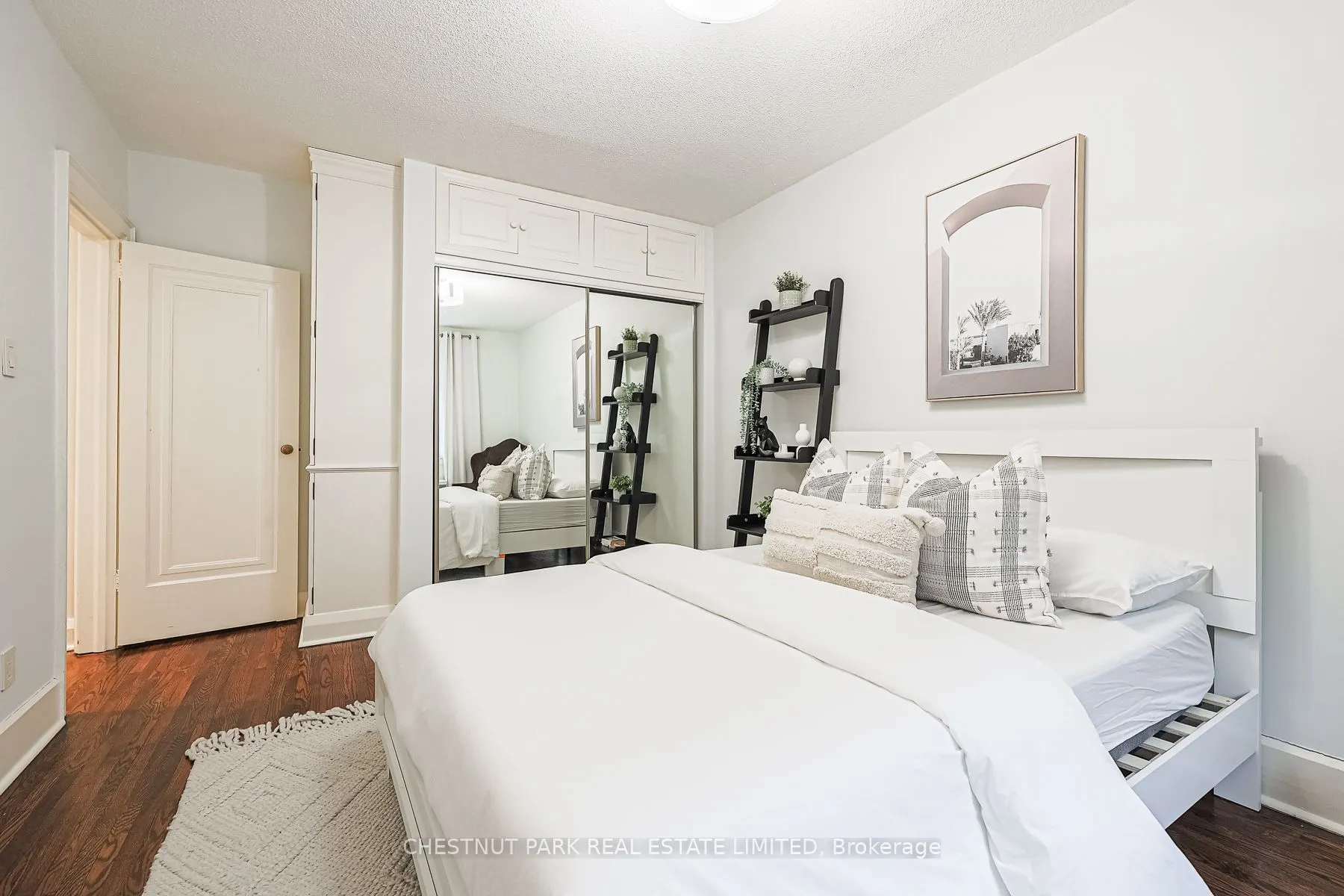 480 Oriole Parkway, #111