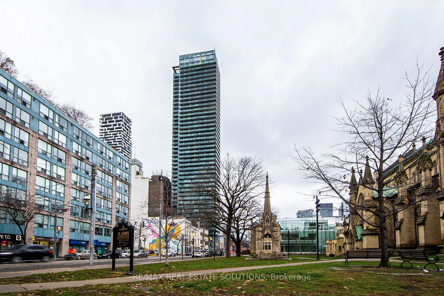 33 Lombard Street, #1603