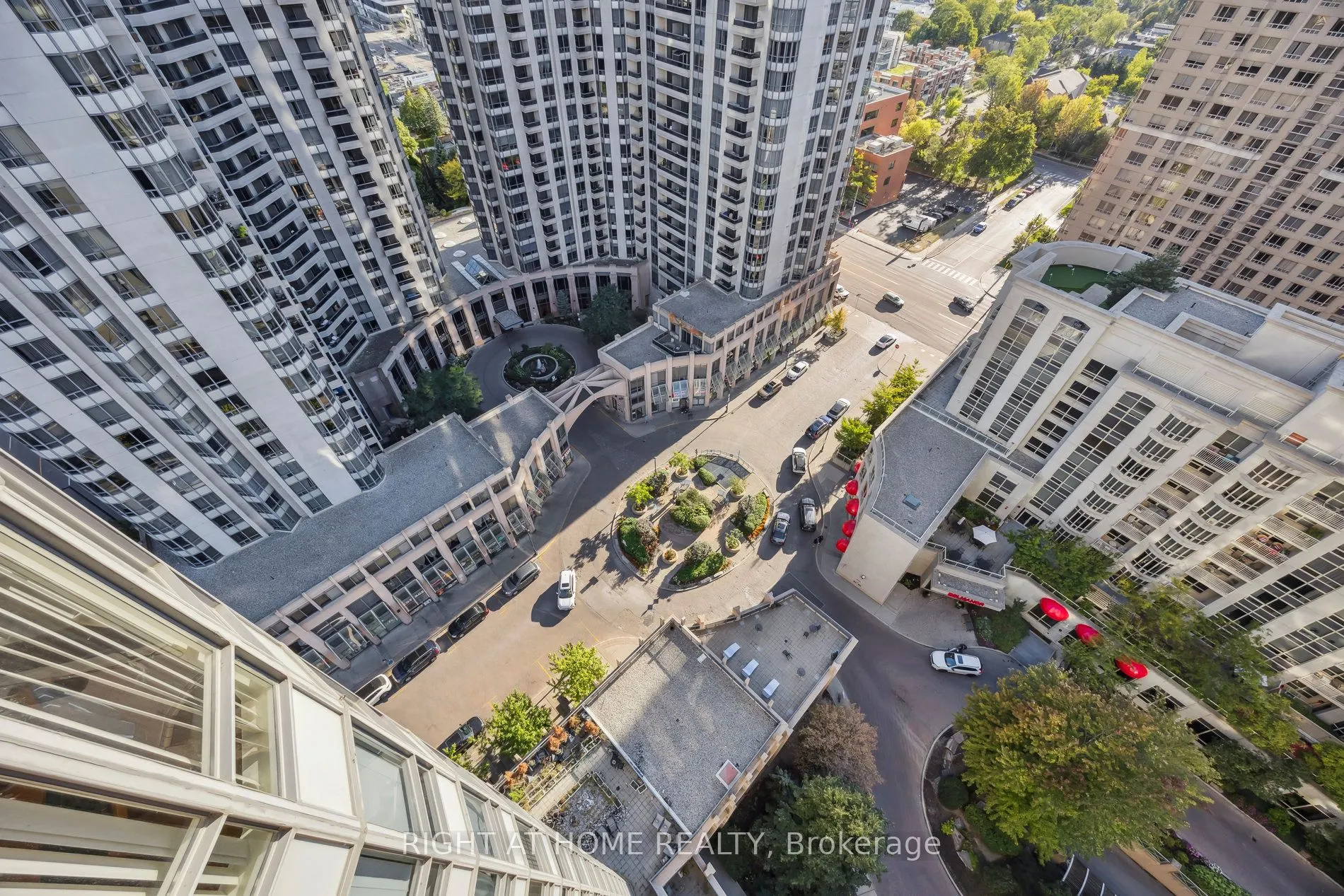 10 Northtown Way, #1905