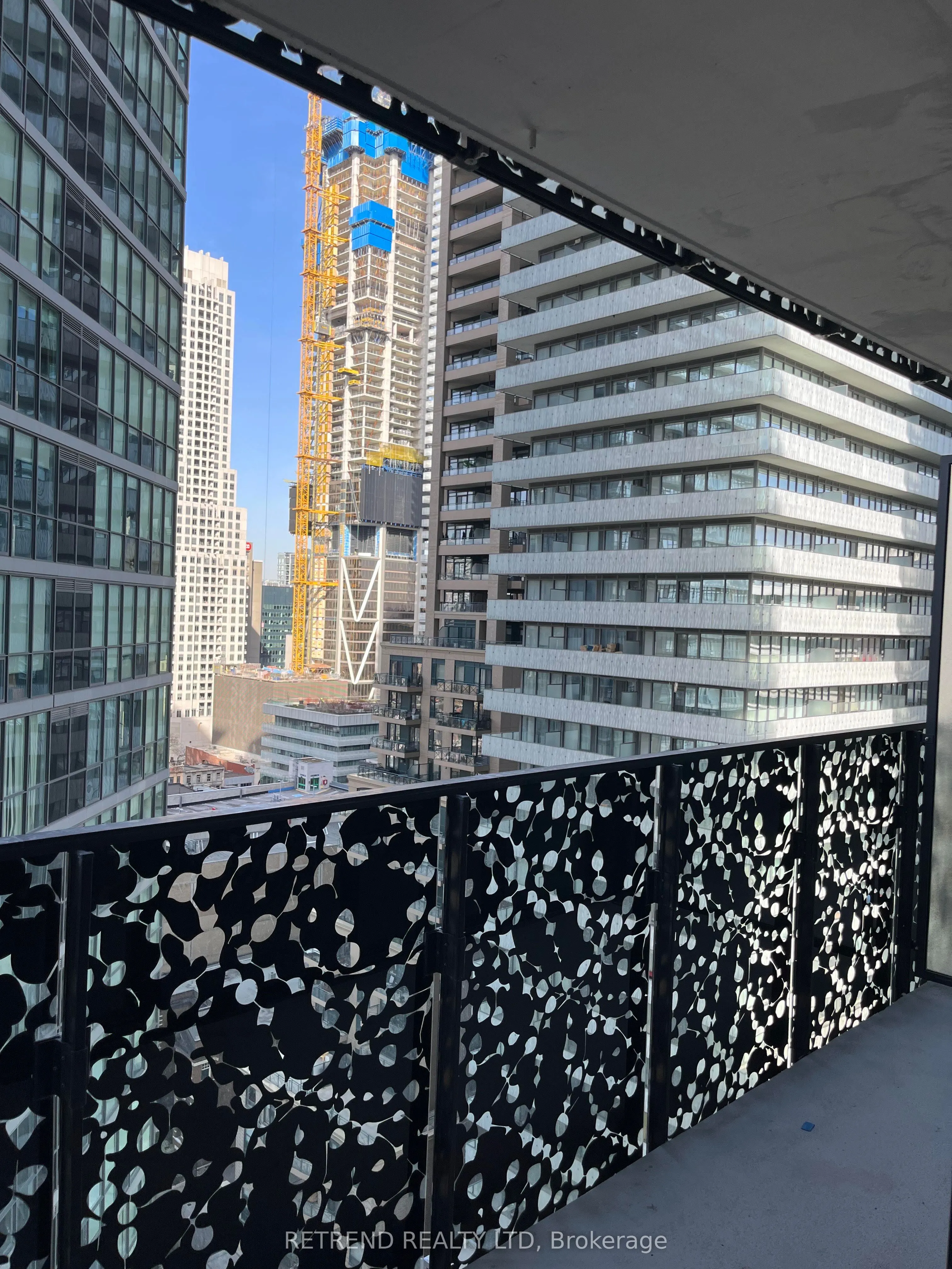 55 Charles Street E, #1709