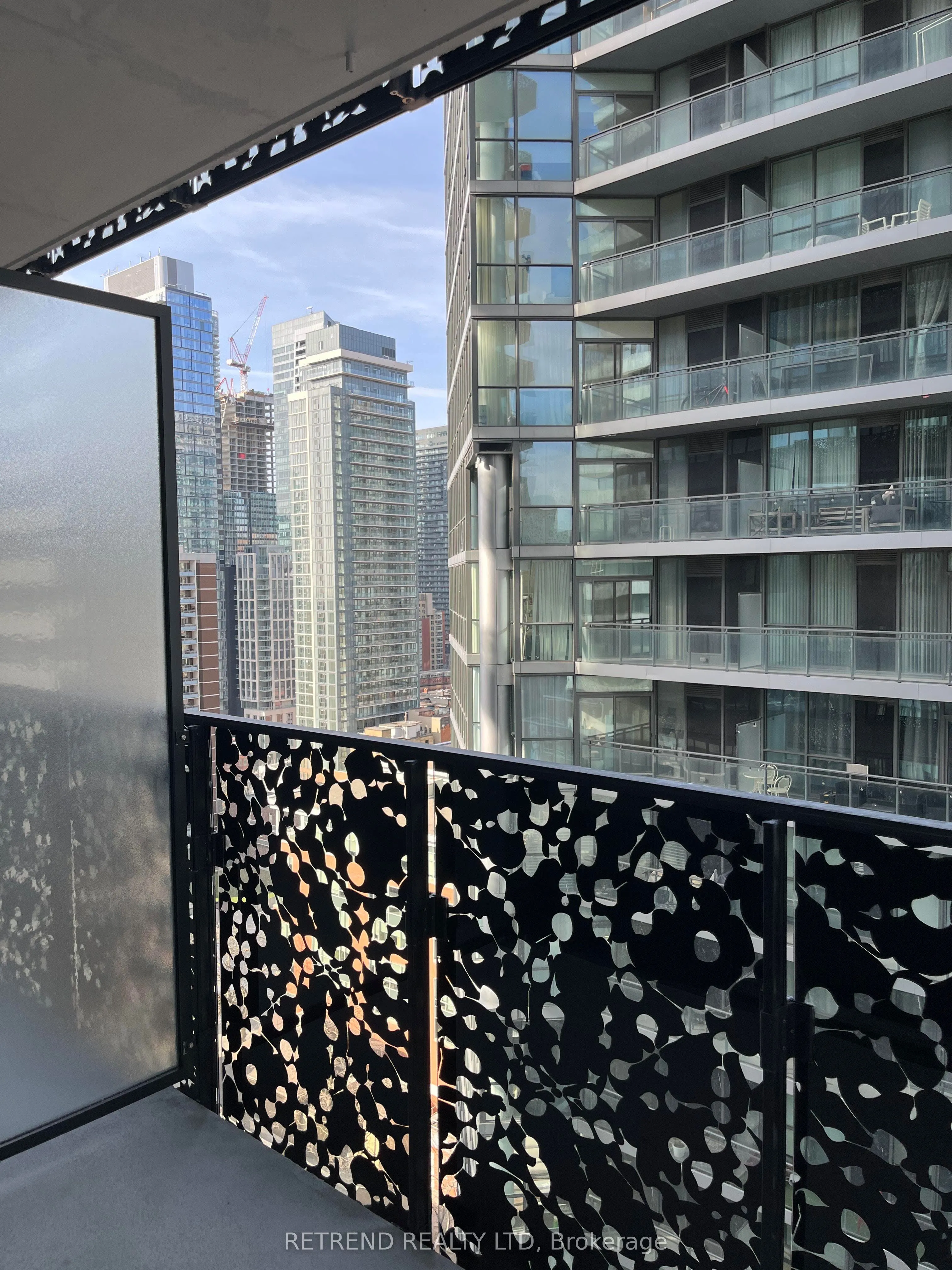 55 Charles Street E, #1709
