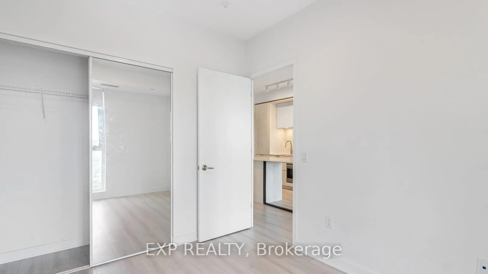 130 River Street, #2409