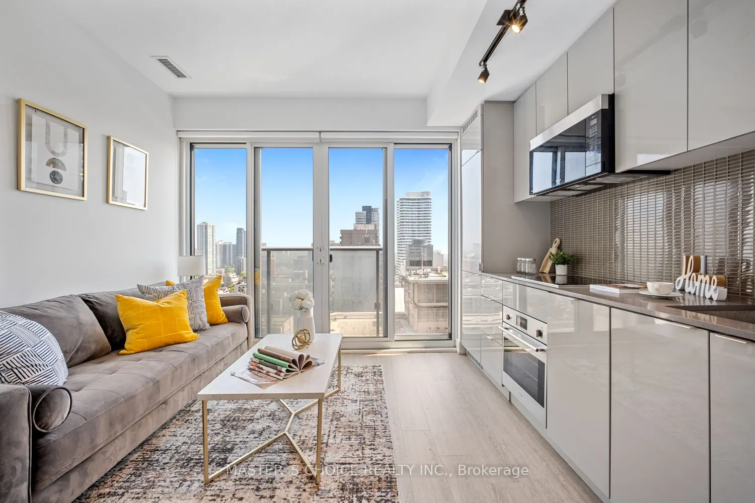7 Grenville Street, #2708