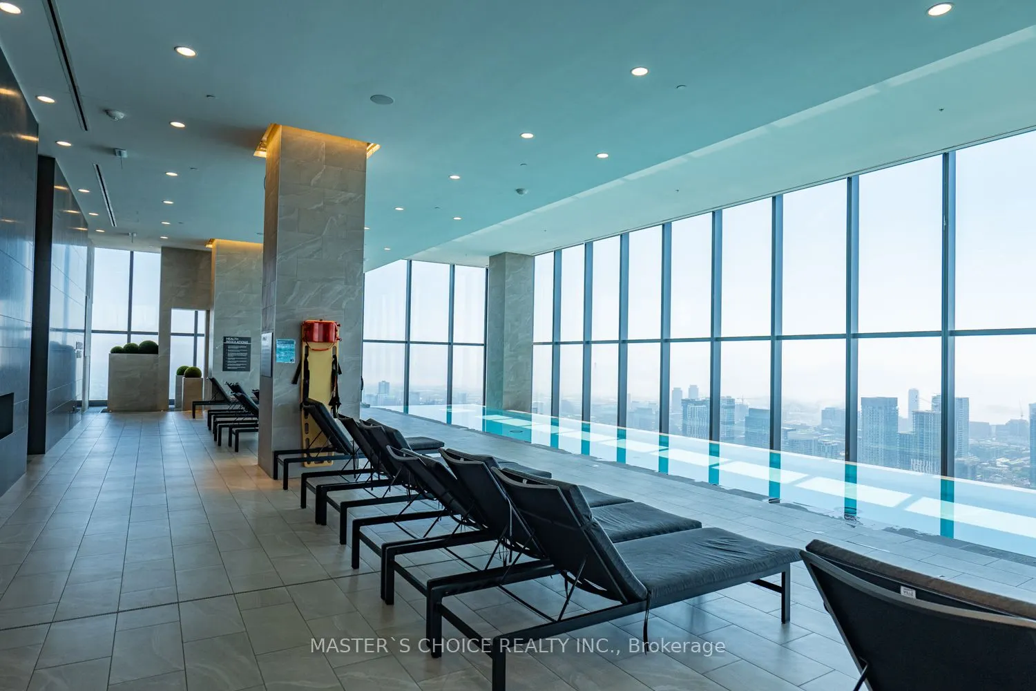 7 Grenville Street, #2708