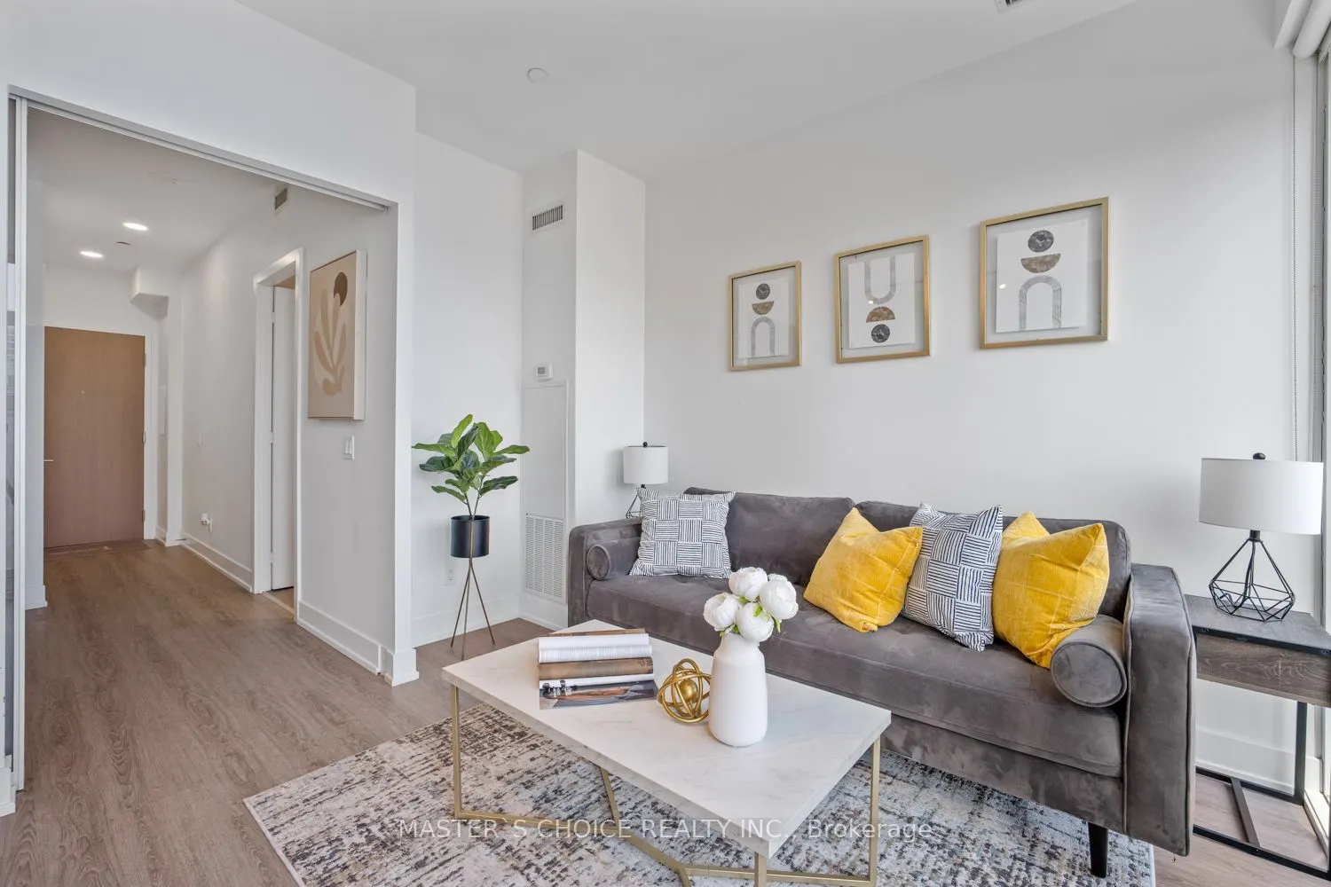 7 Grenville Street, #2708
