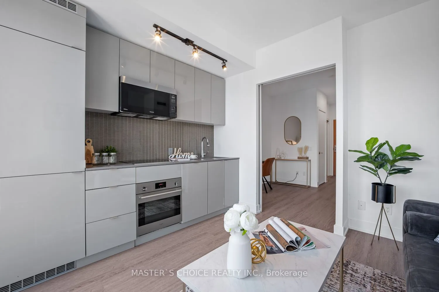 7 Grenville Street, #2708