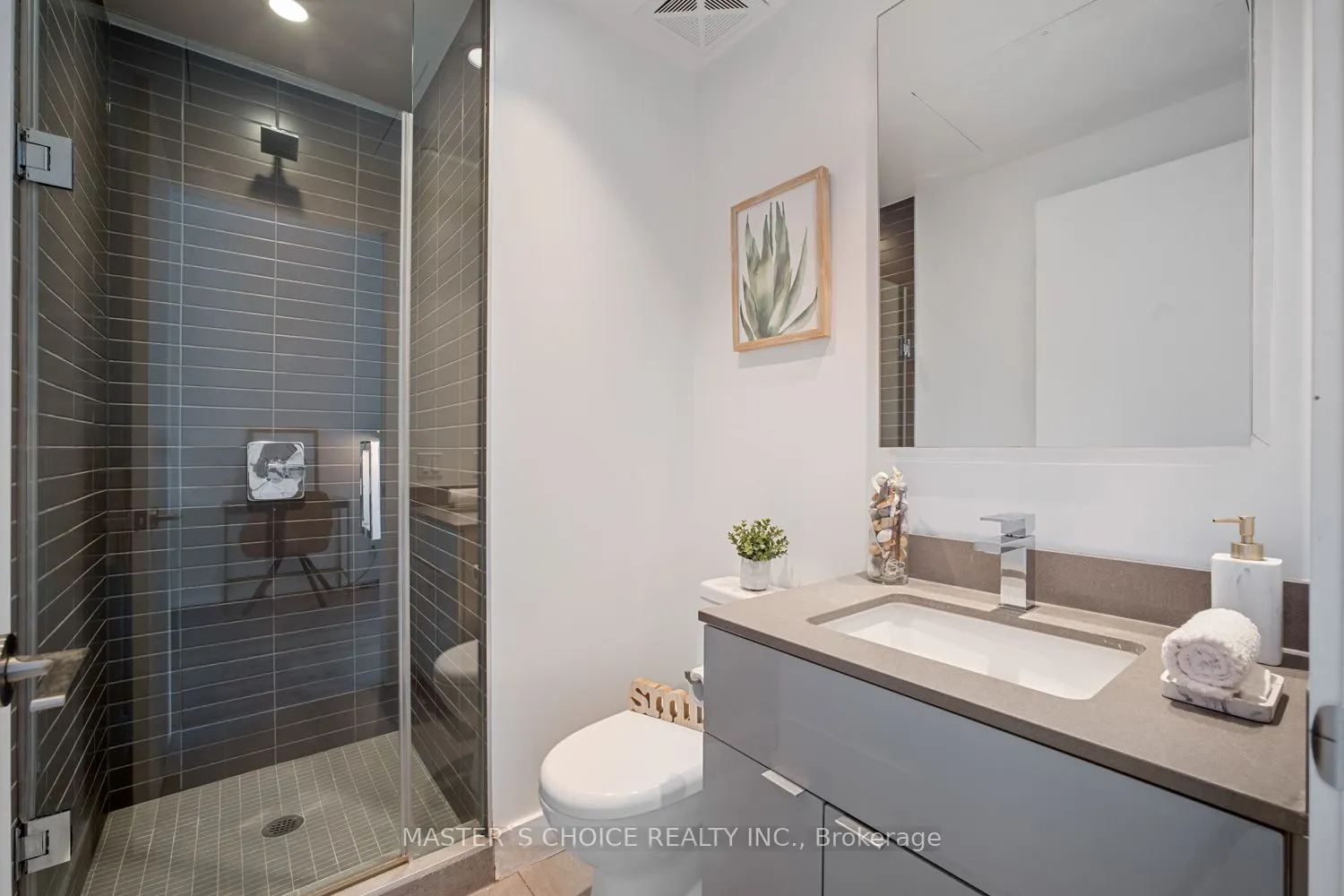 7 Grenville Street, #2708