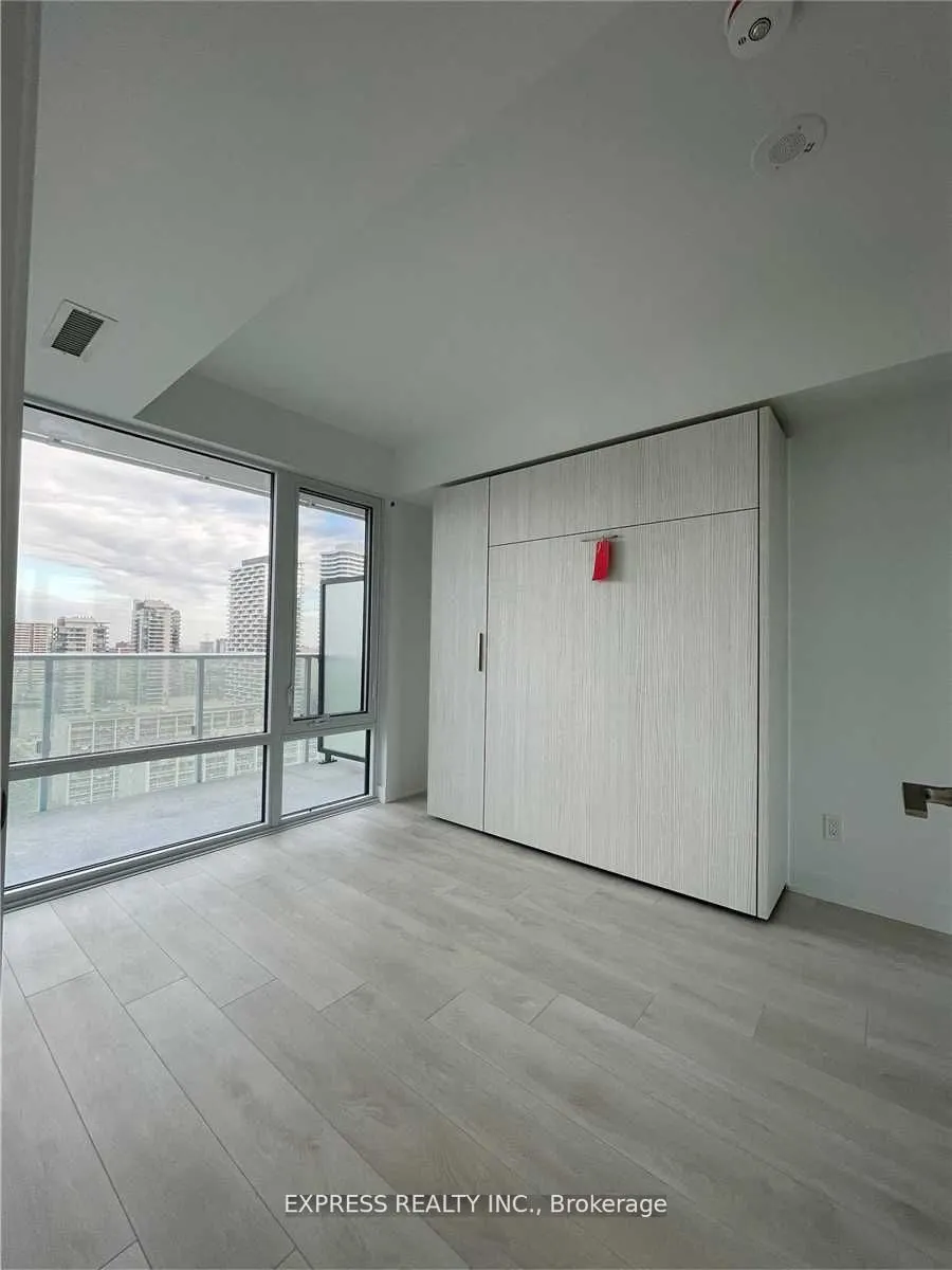 501 Yonge Street, #2007