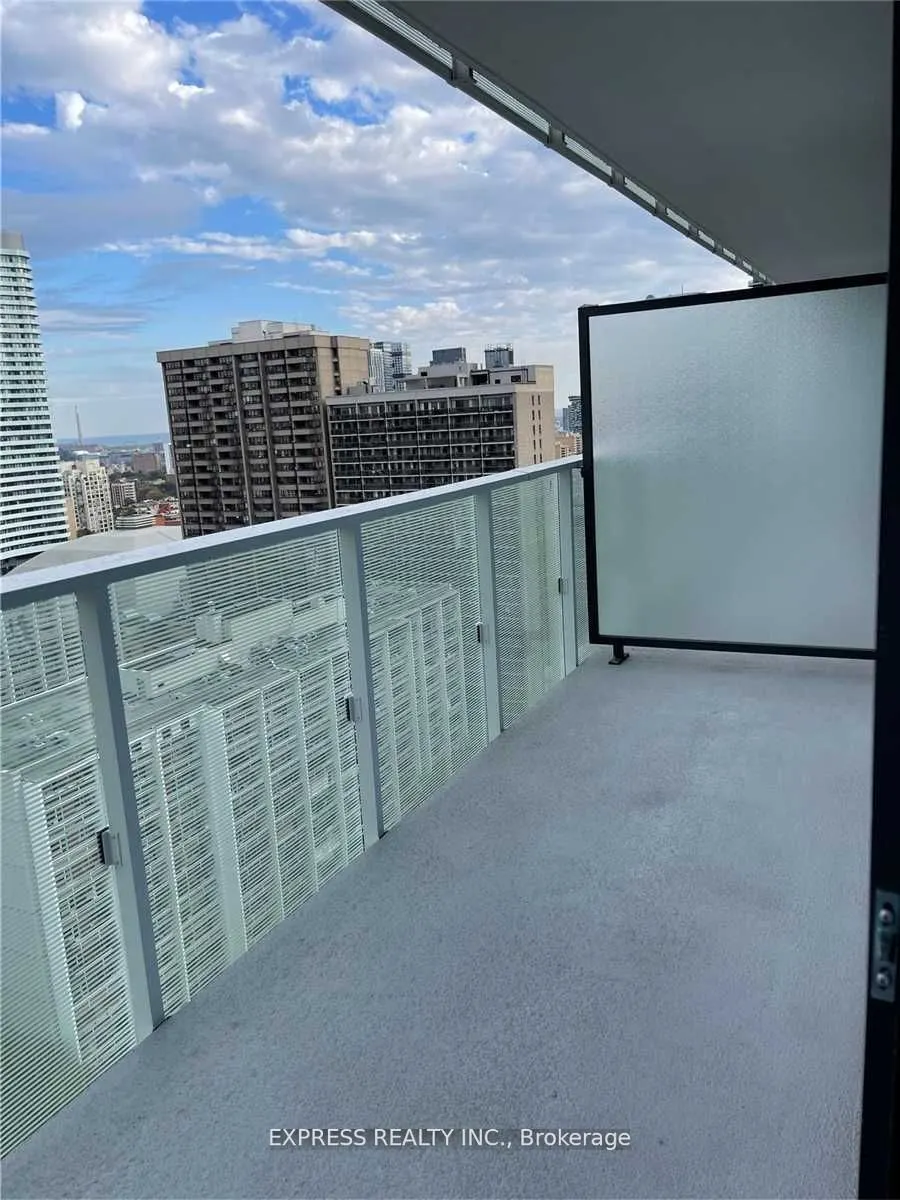 501 Yonge Street, #2007