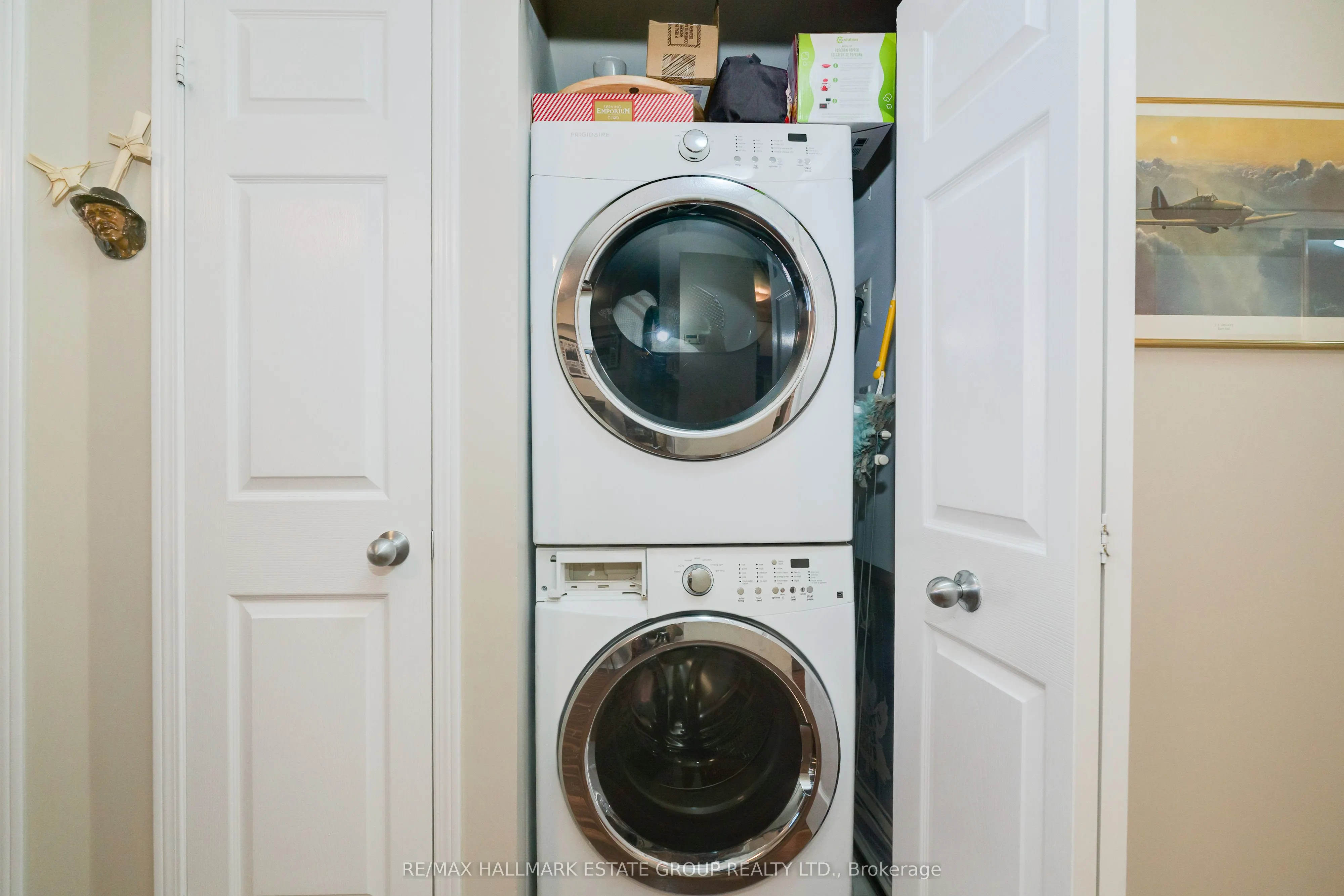 35 Finch Avenue E, #1909