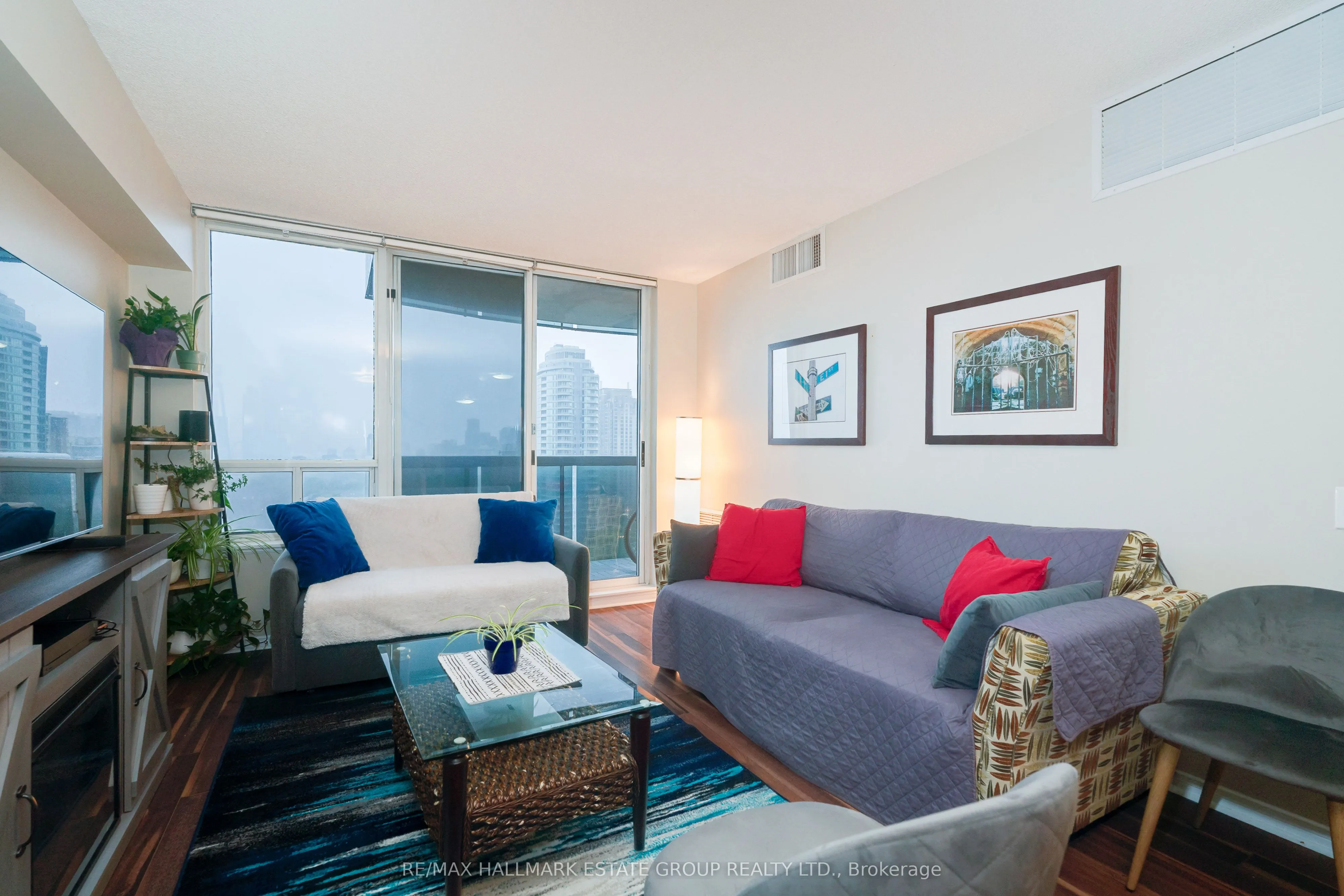 35 Finch Avenue E, #1909