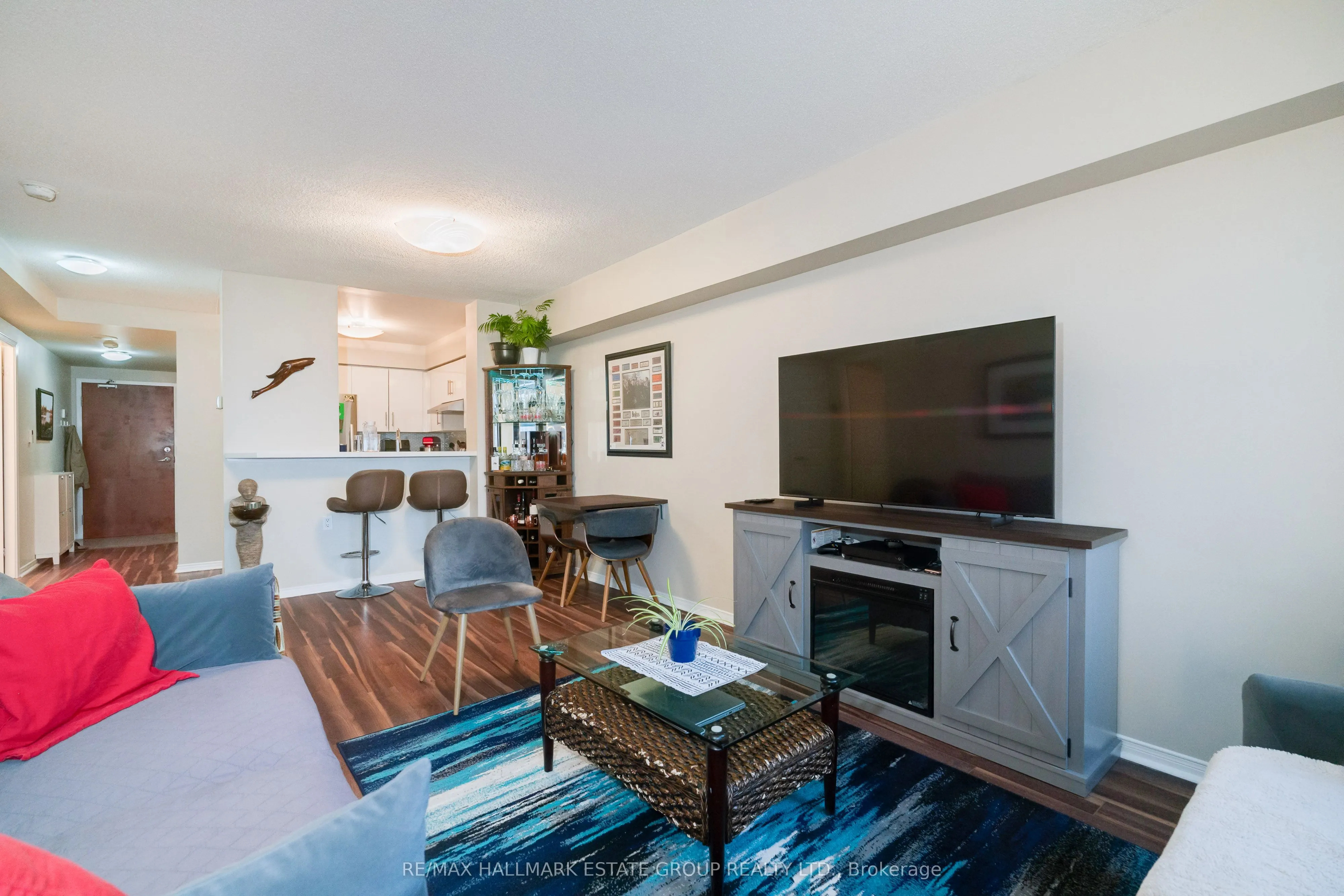 35 Finch Avenue E, #1909