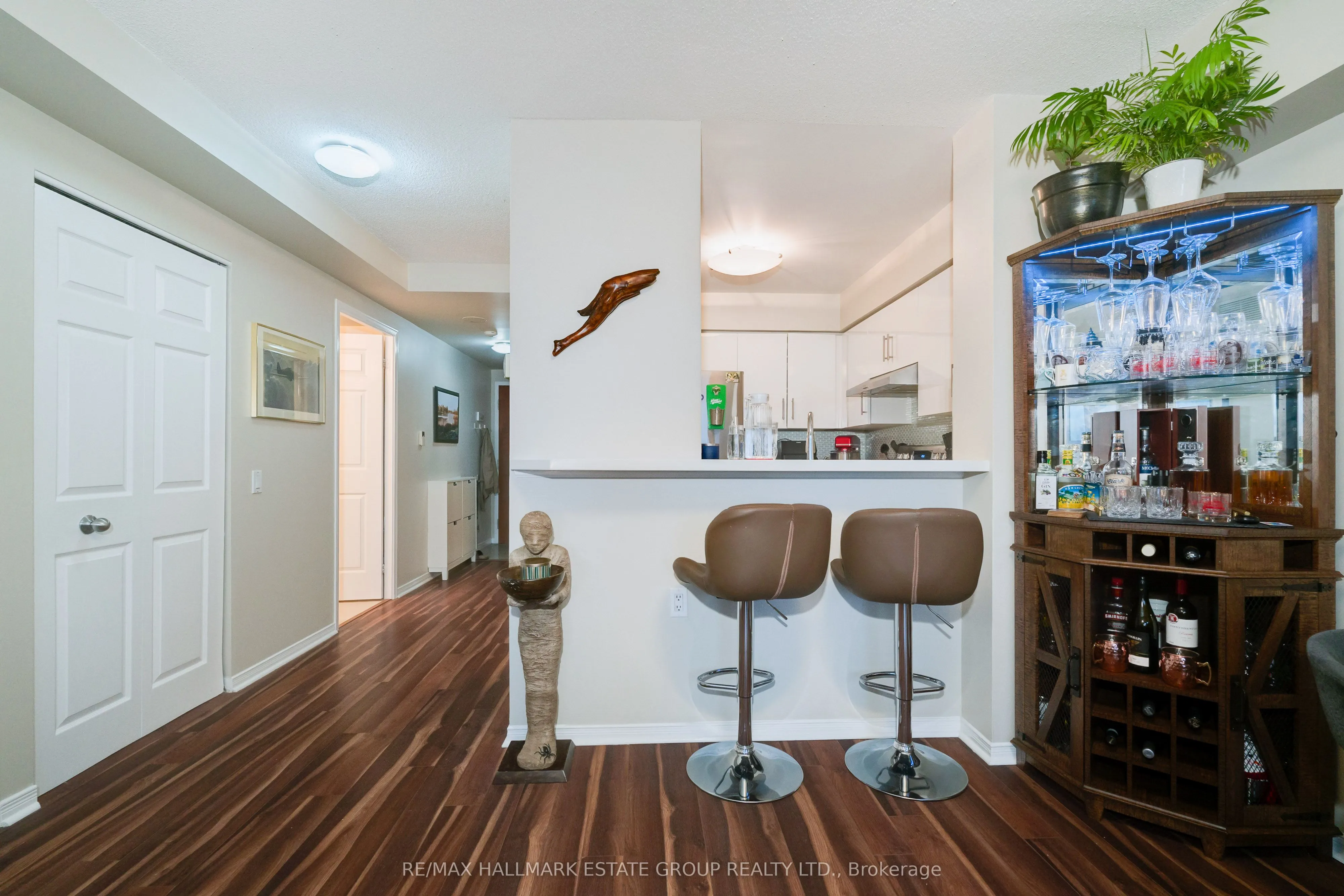 35 Finch Avenue E, #1909