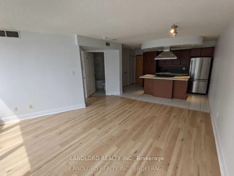 550 Queens Quay W, #1007