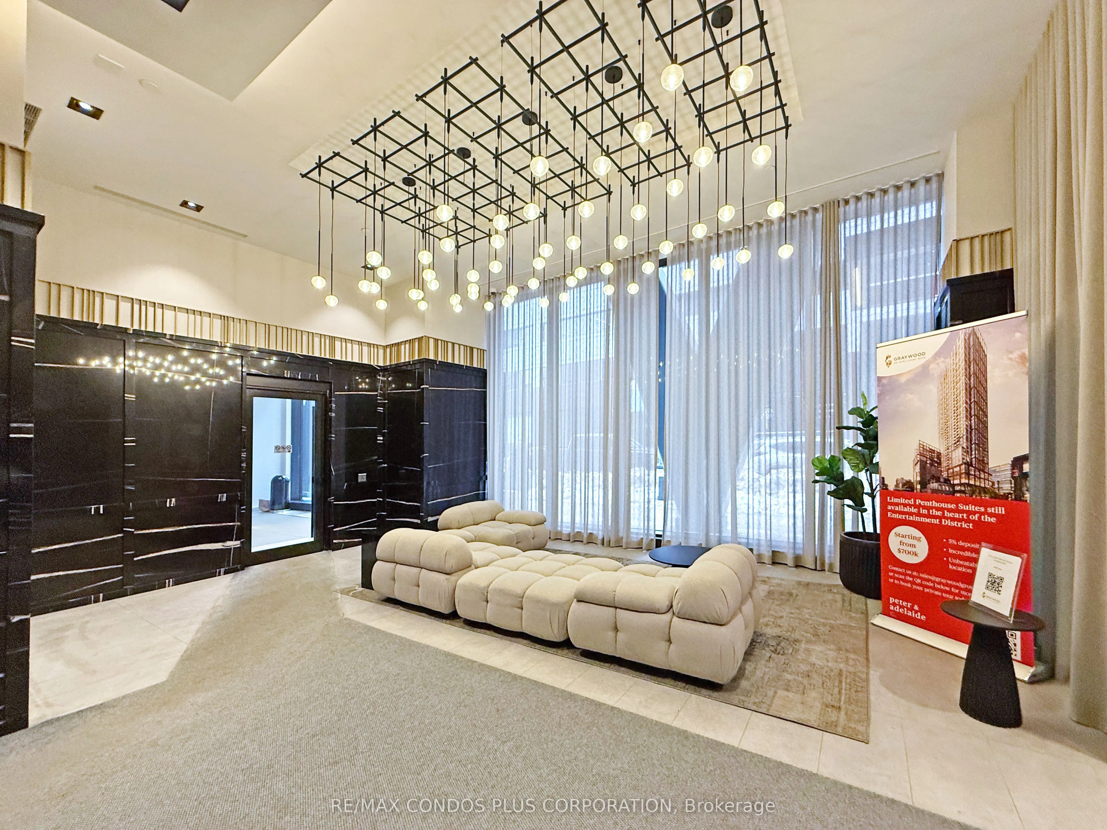 108 Peter Street, #1305
