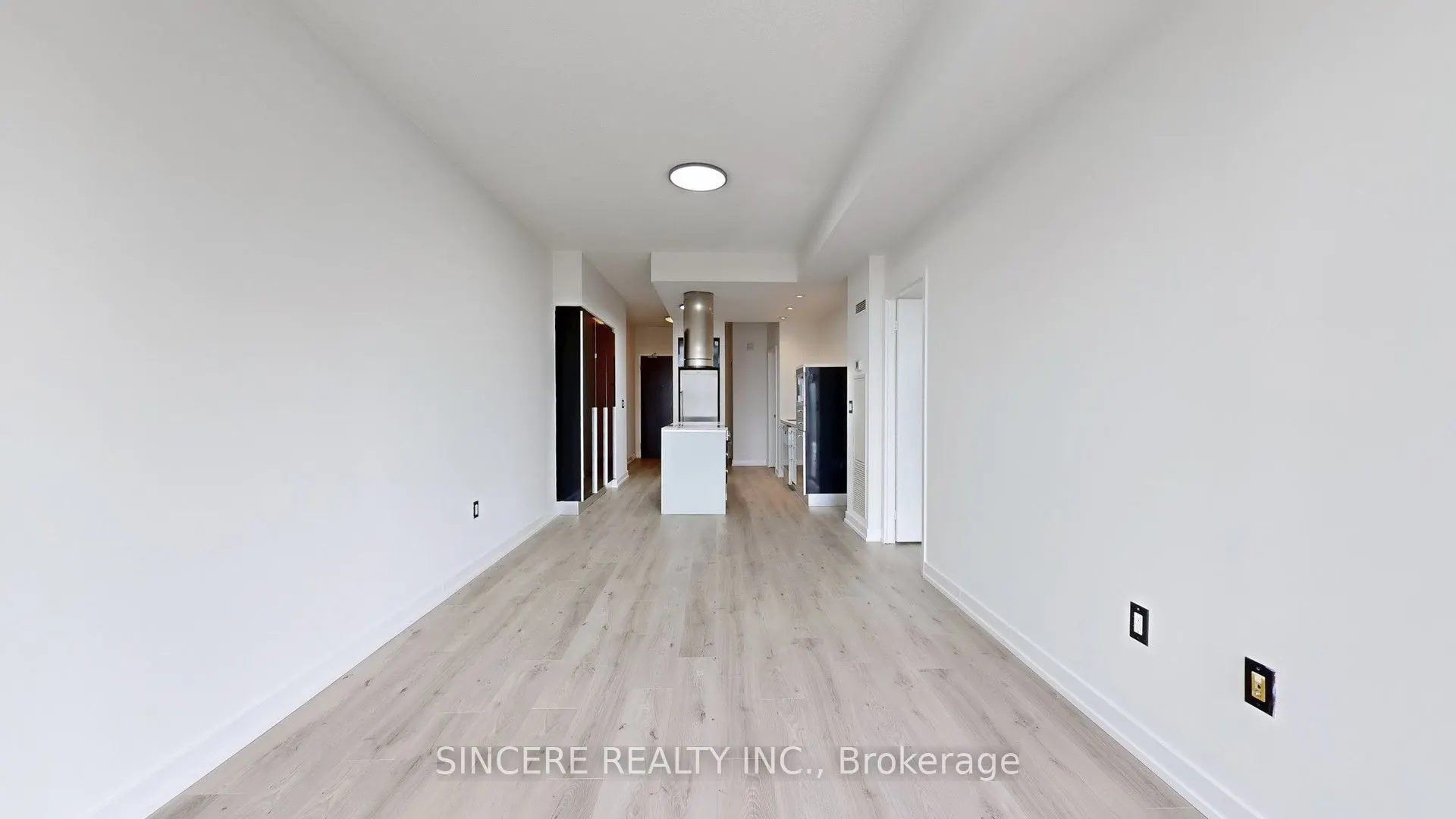 38 Dan Leckie Way, #2011