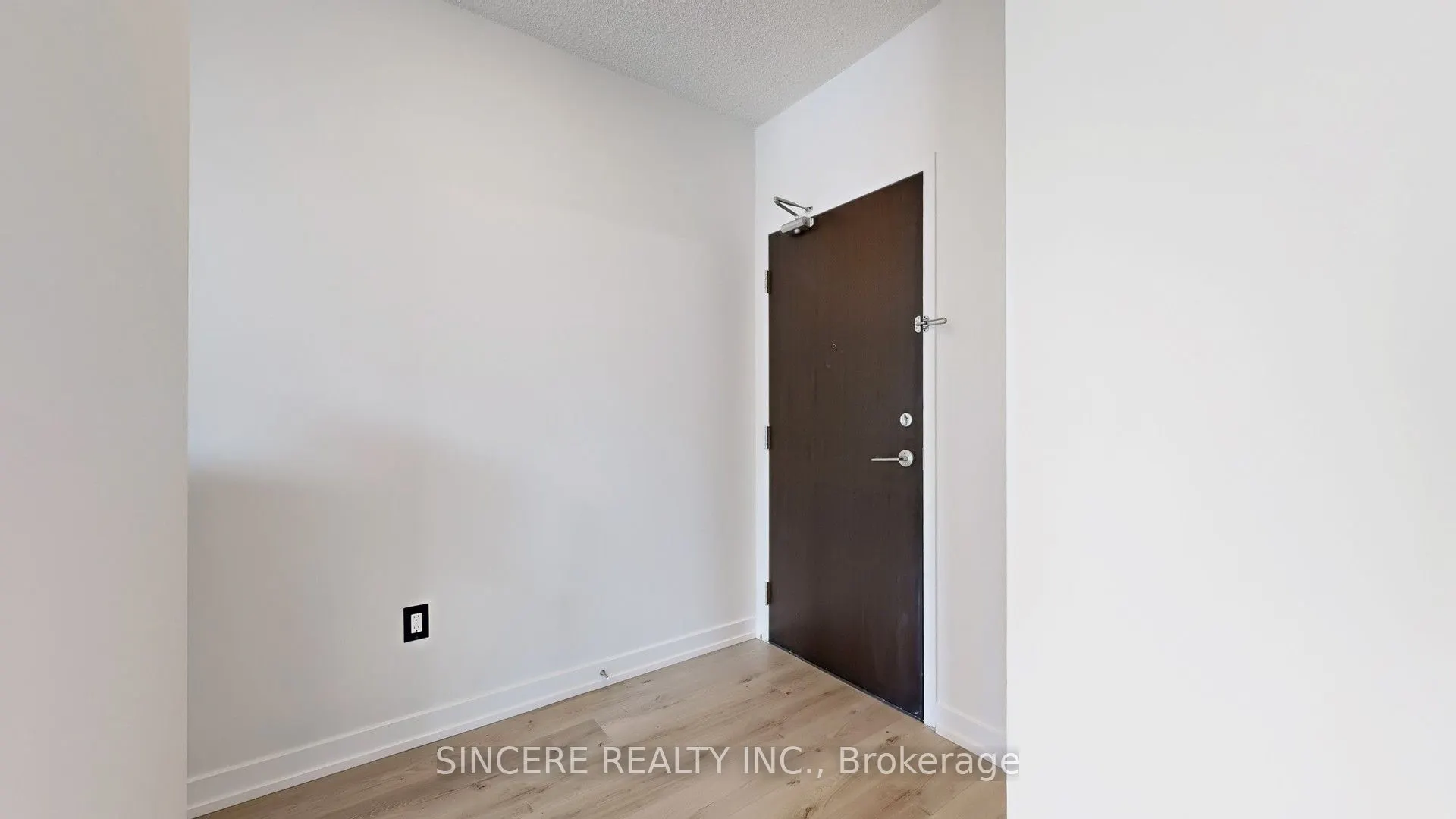38 Dan Leckie Way, #2011