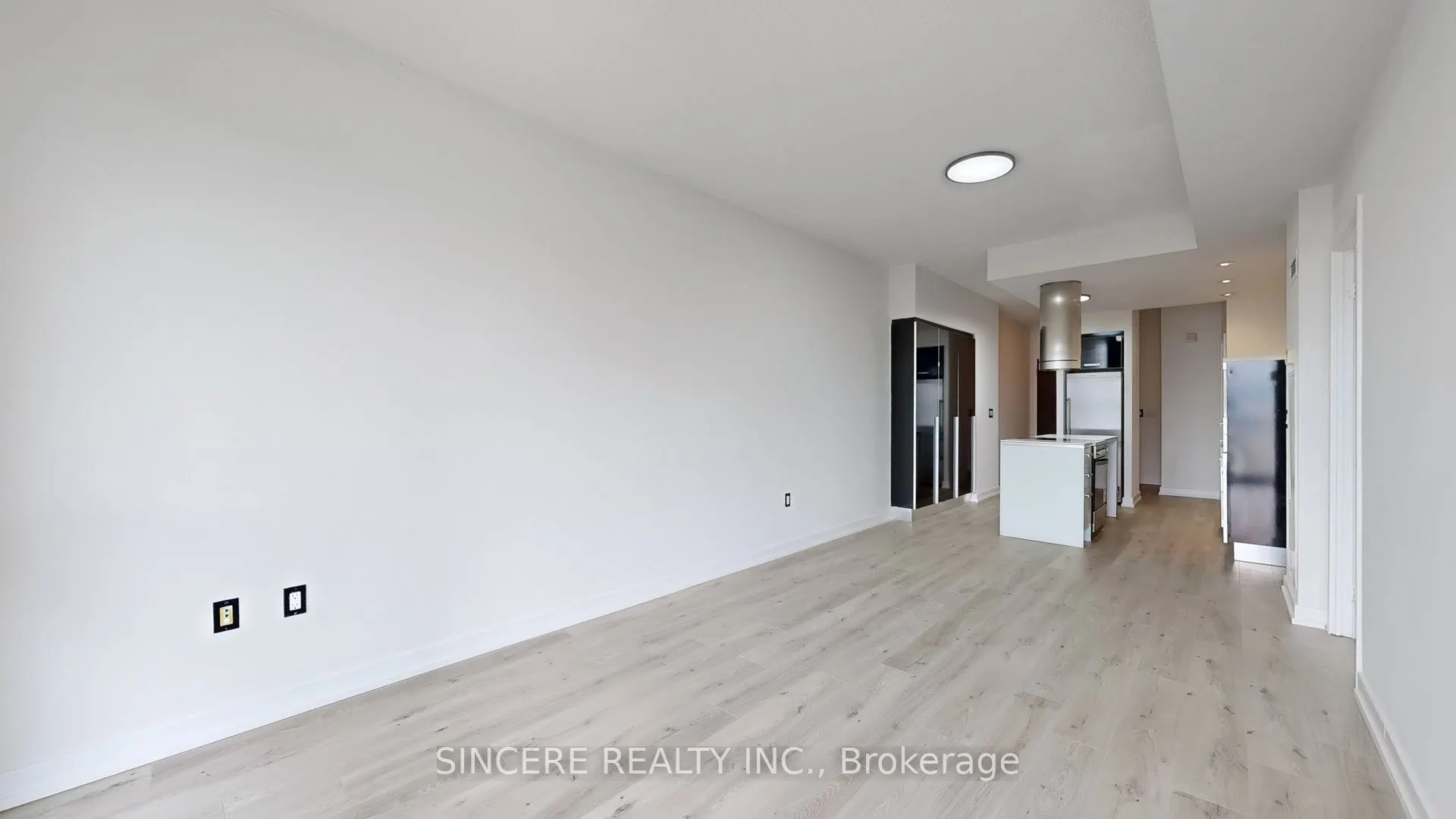 38 Dan Leckie Way, #2011