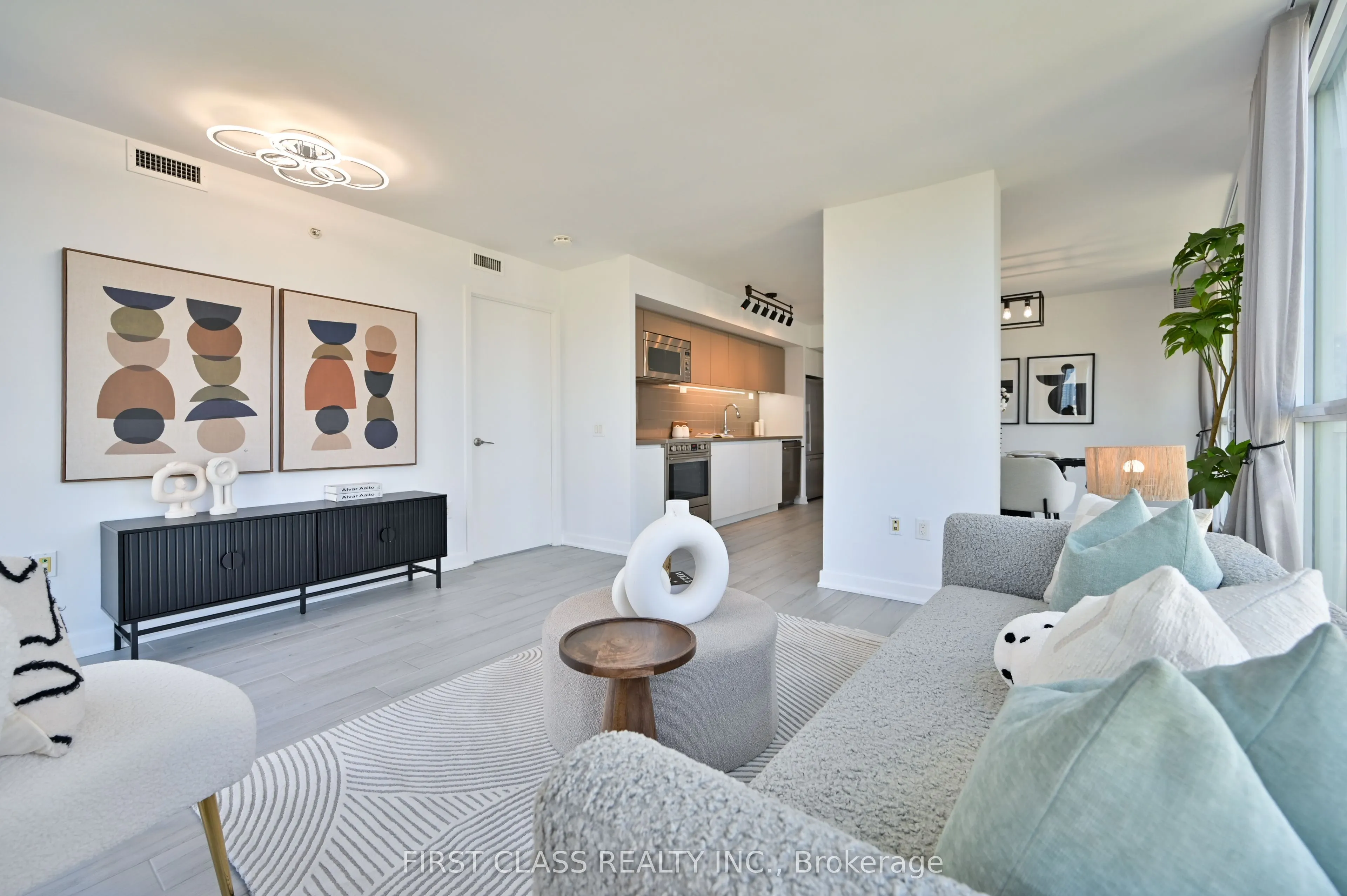 75 Queens Wharf Road, #1601