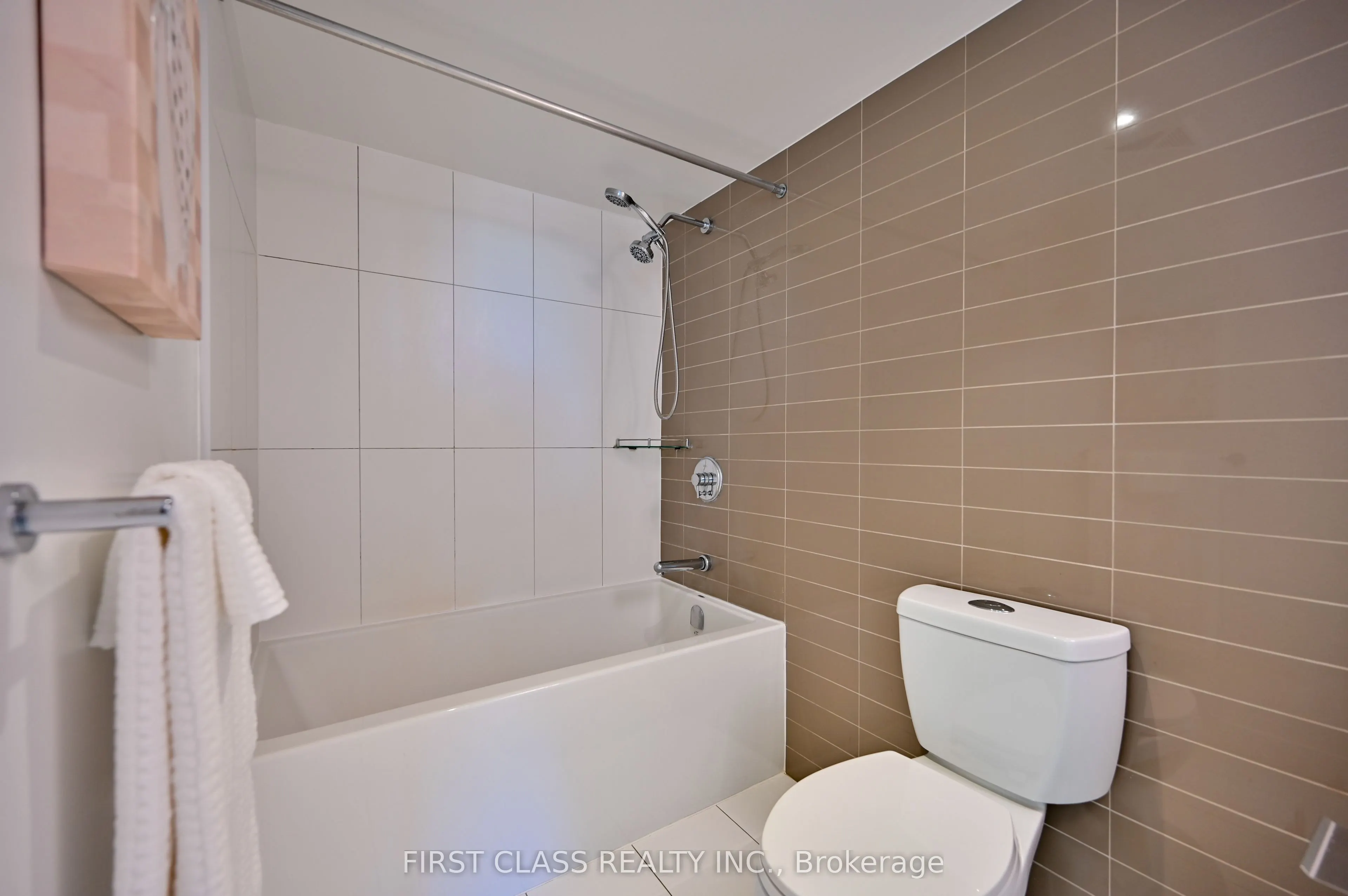 75 Queens Wharf Road, #1601