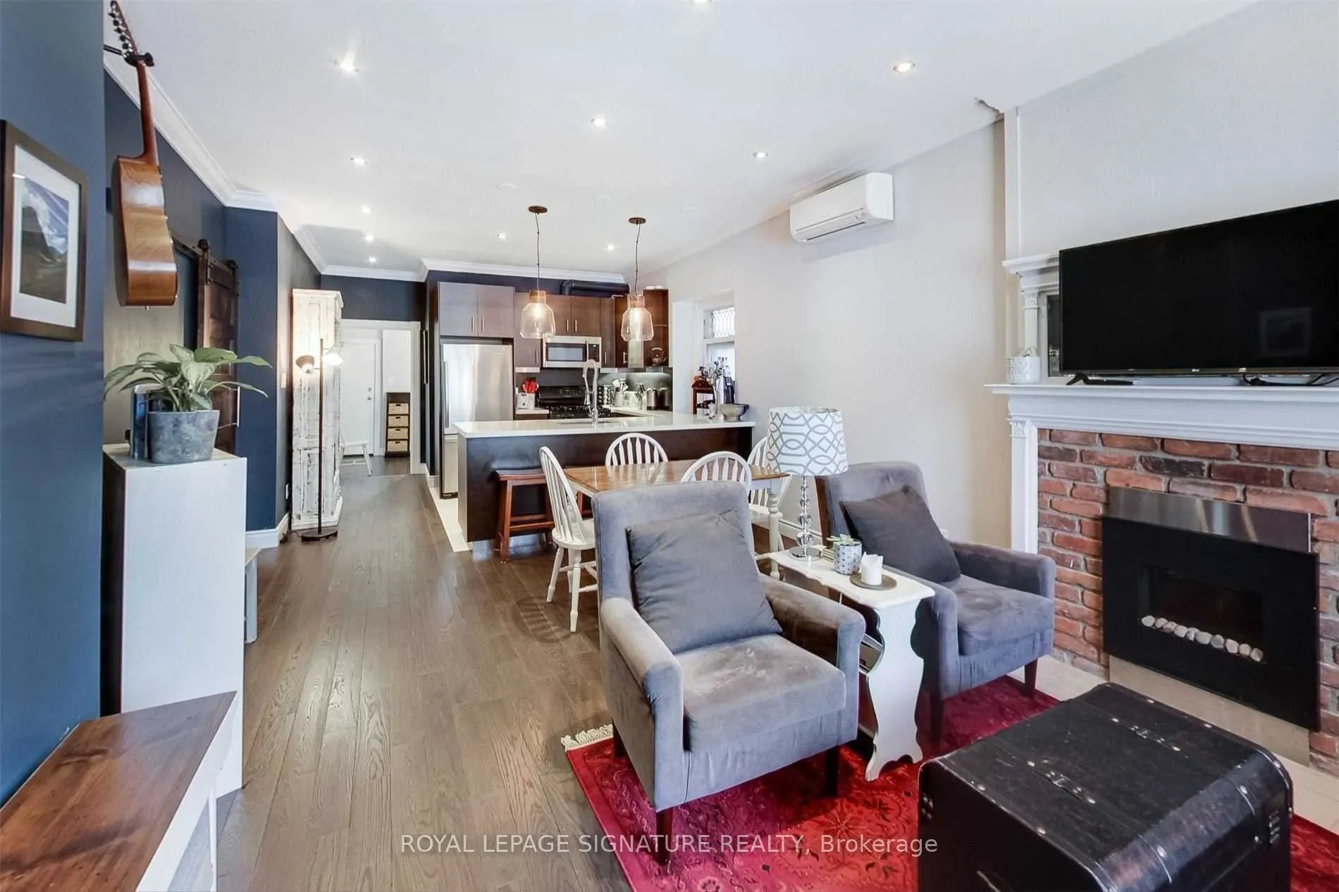 359 Clinton Street, #Main