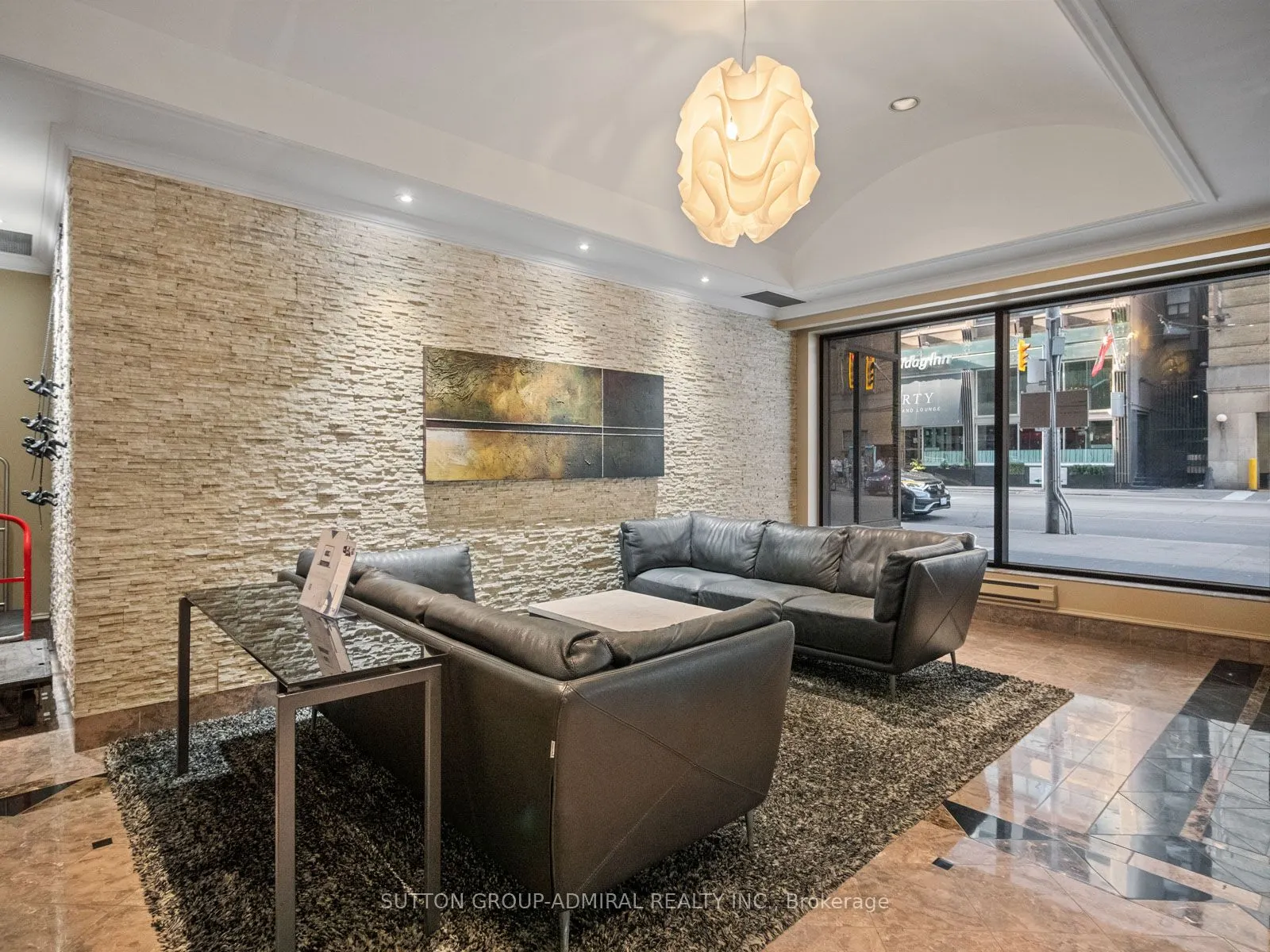 45 Carlton Street, #312