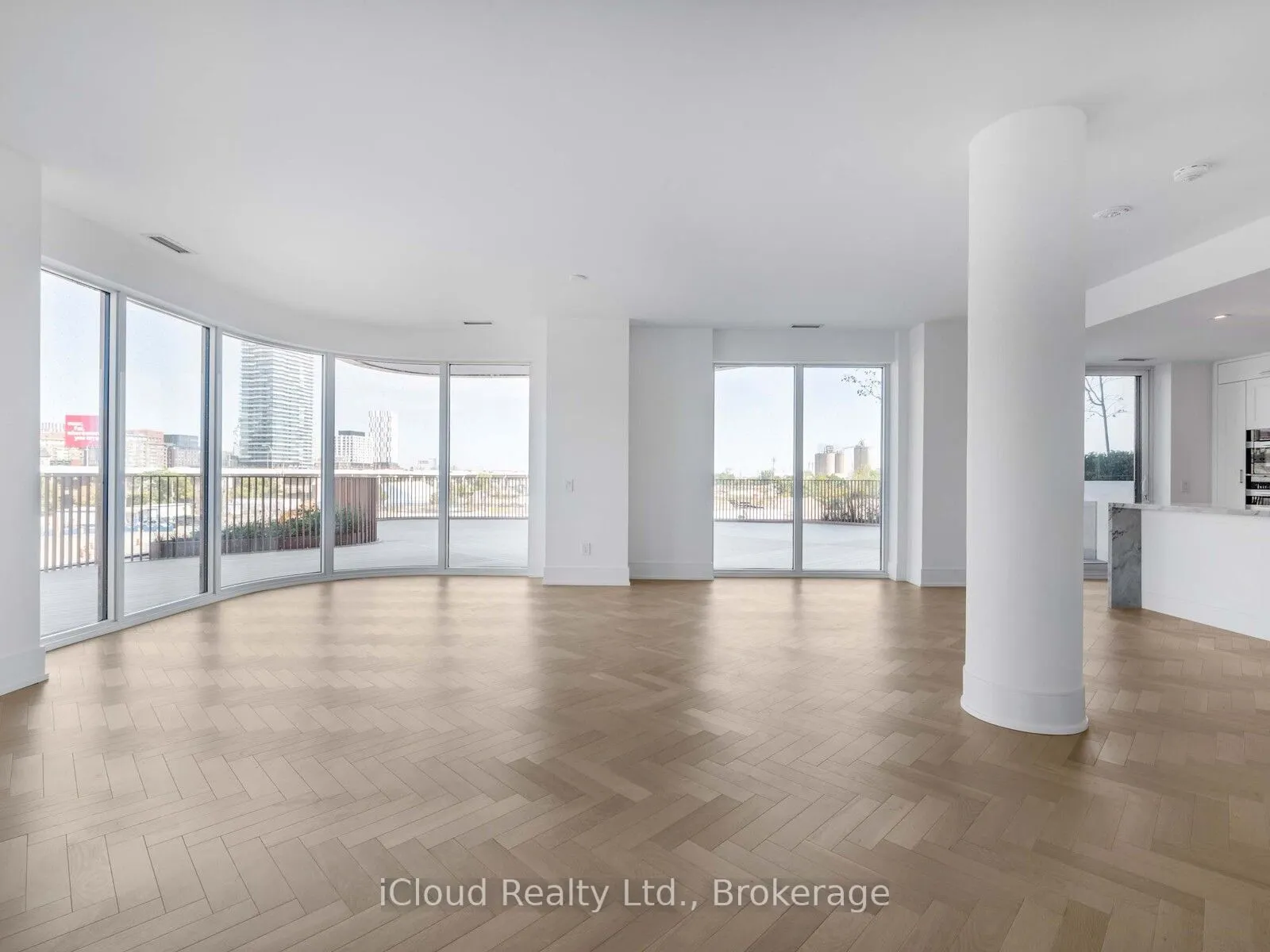 155 Merchants' Wharf, #331