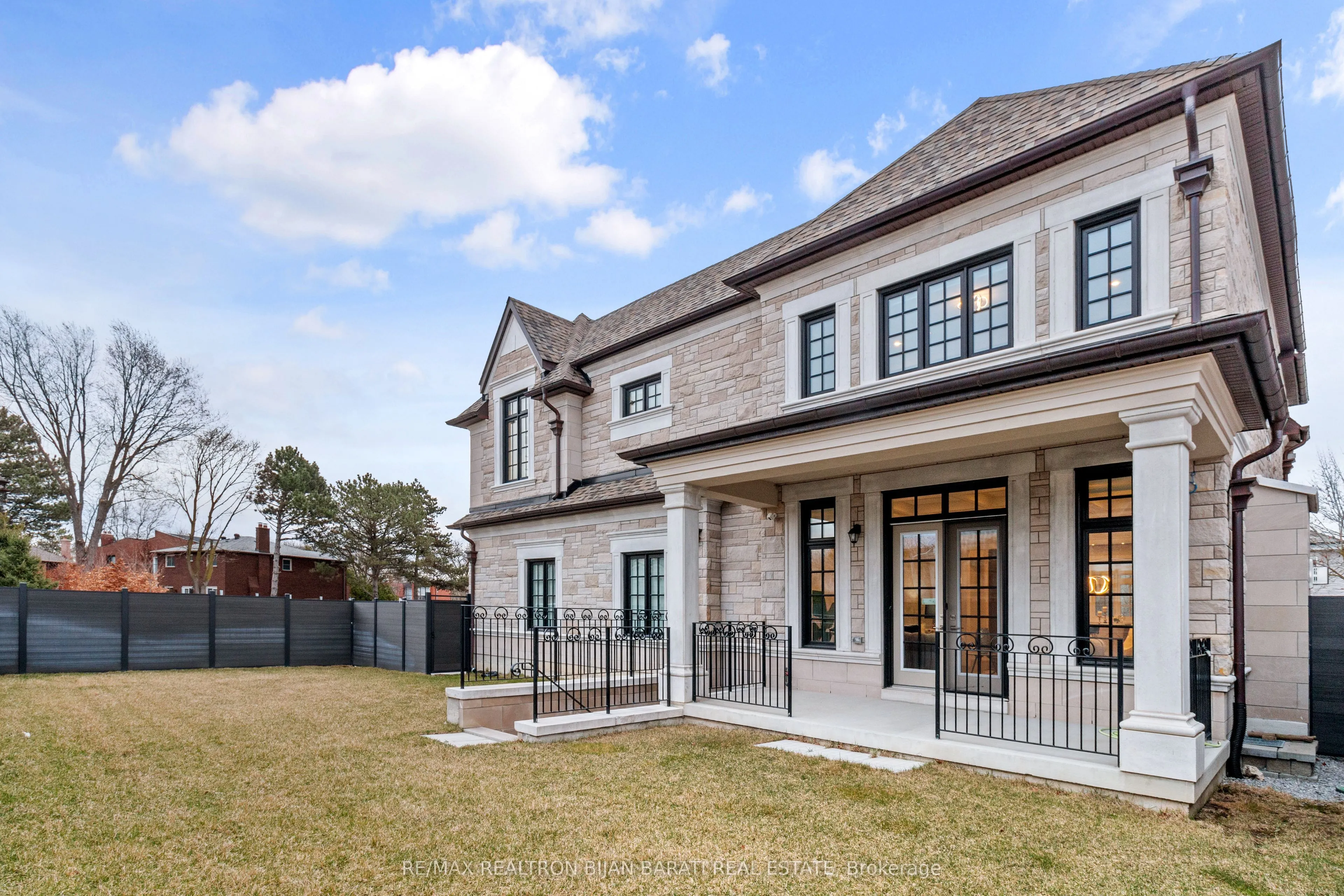 29 Ballyconnor Court