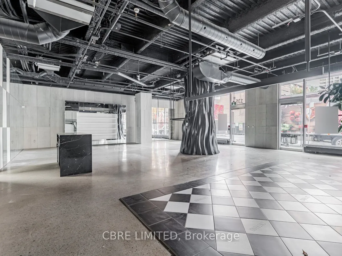 135 Yorkville Avenue, #100