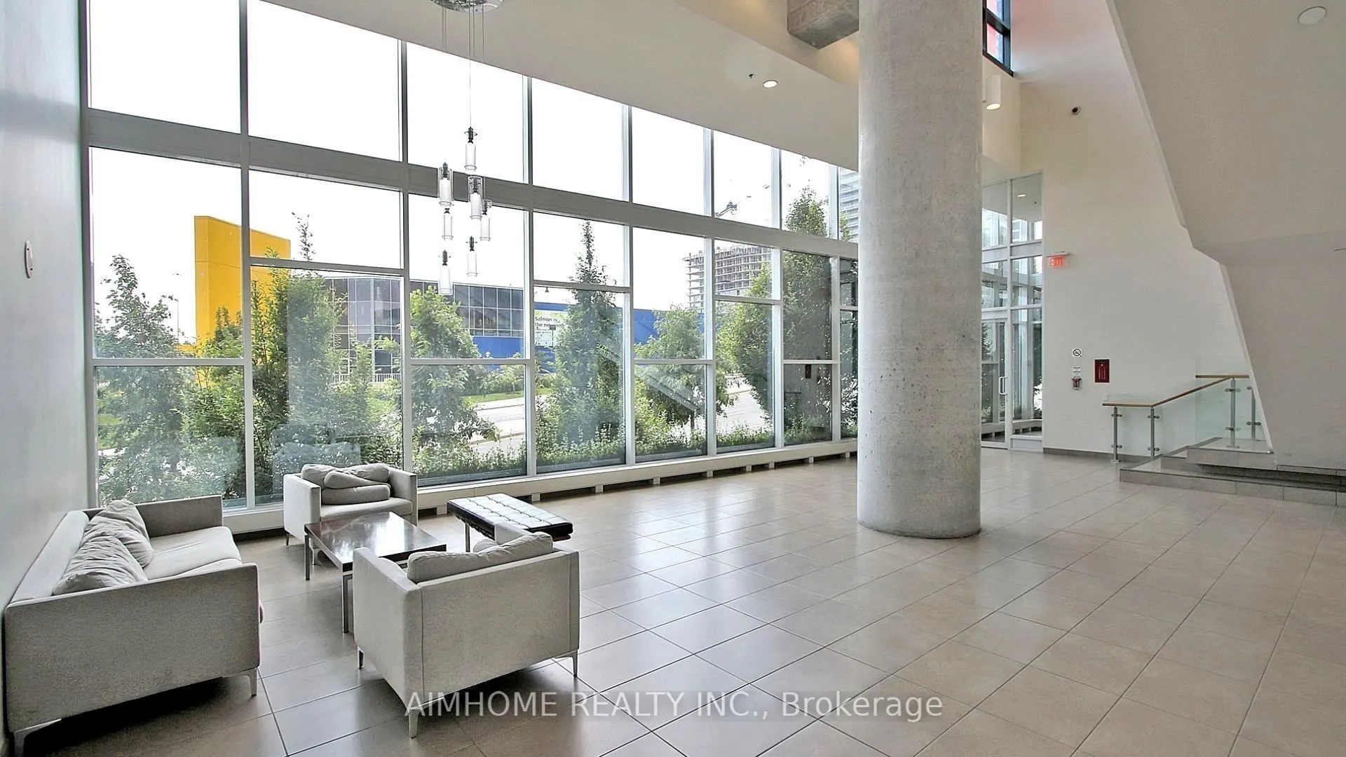 19 Singer Court, #906