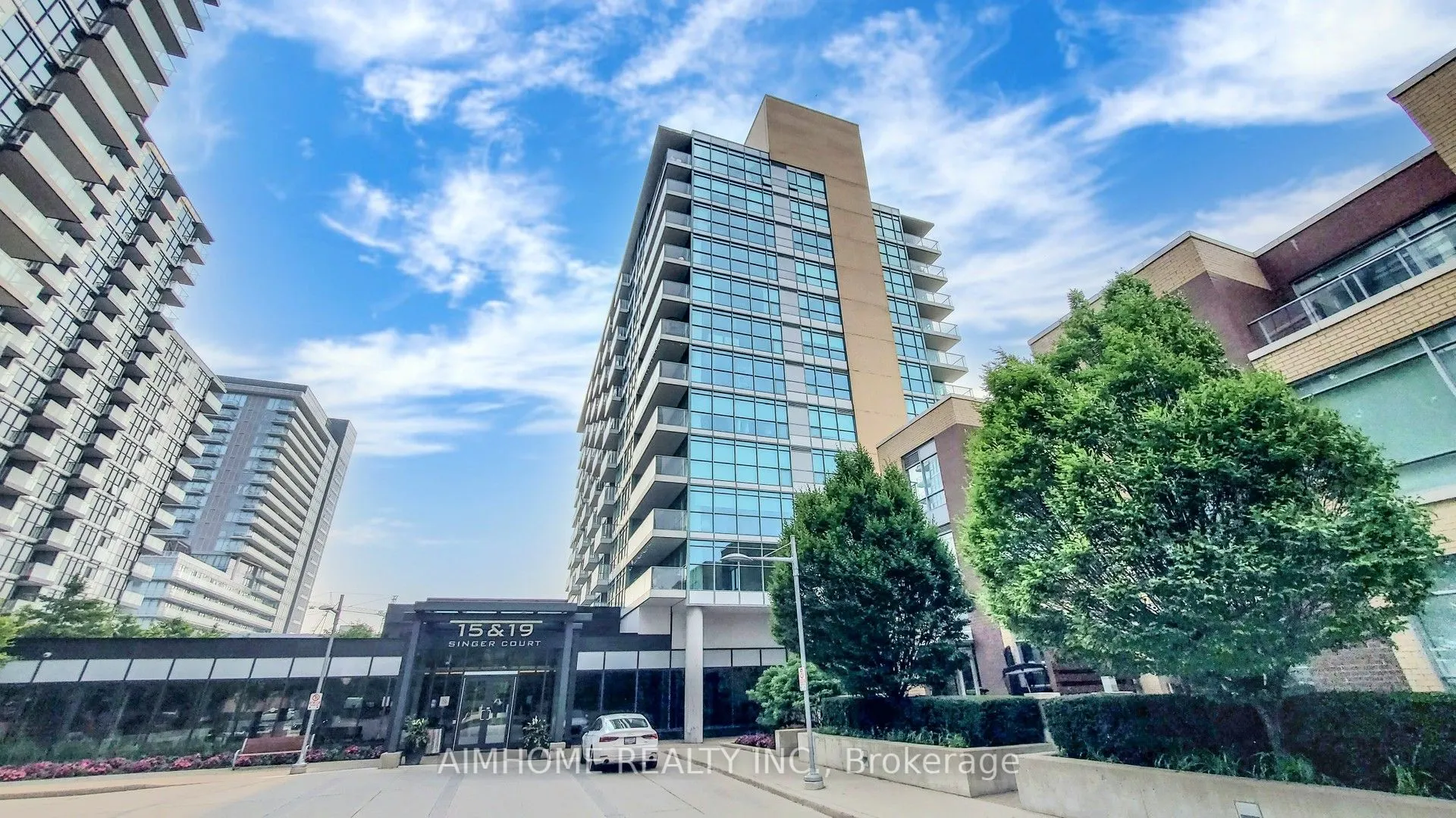 19 Singer Court, #906
