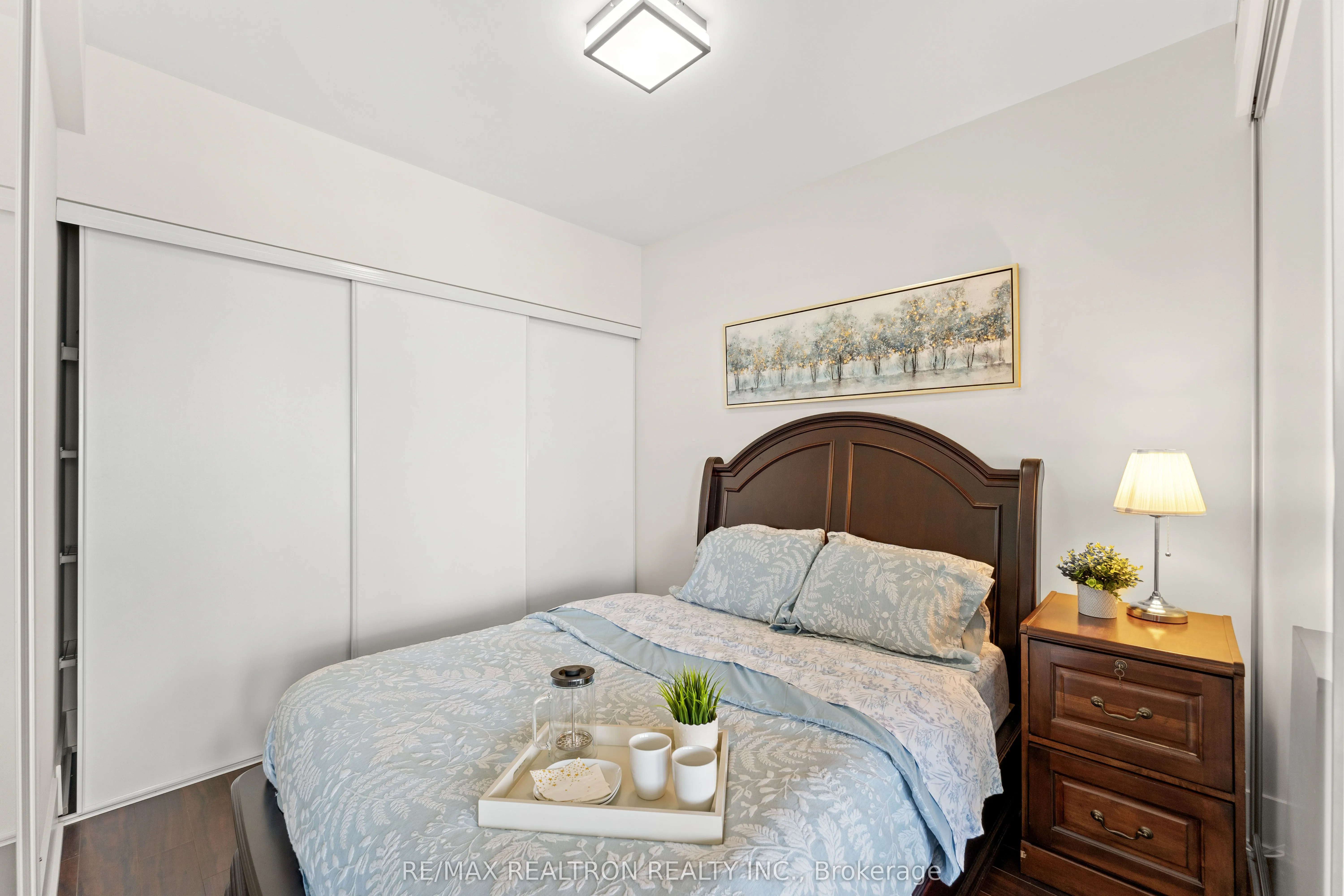 300 Front Street W, #2603