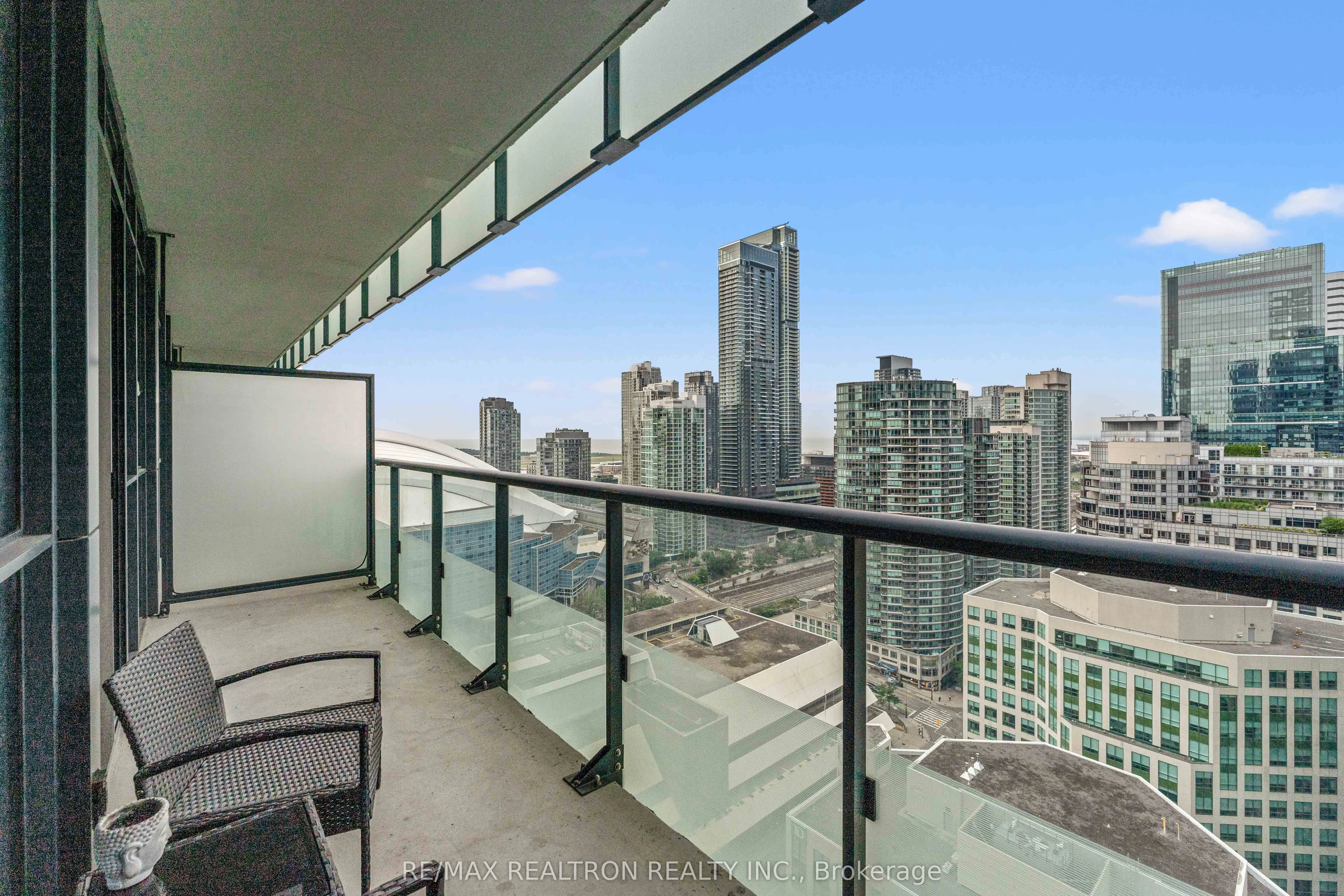 300 Front Street W, #2603