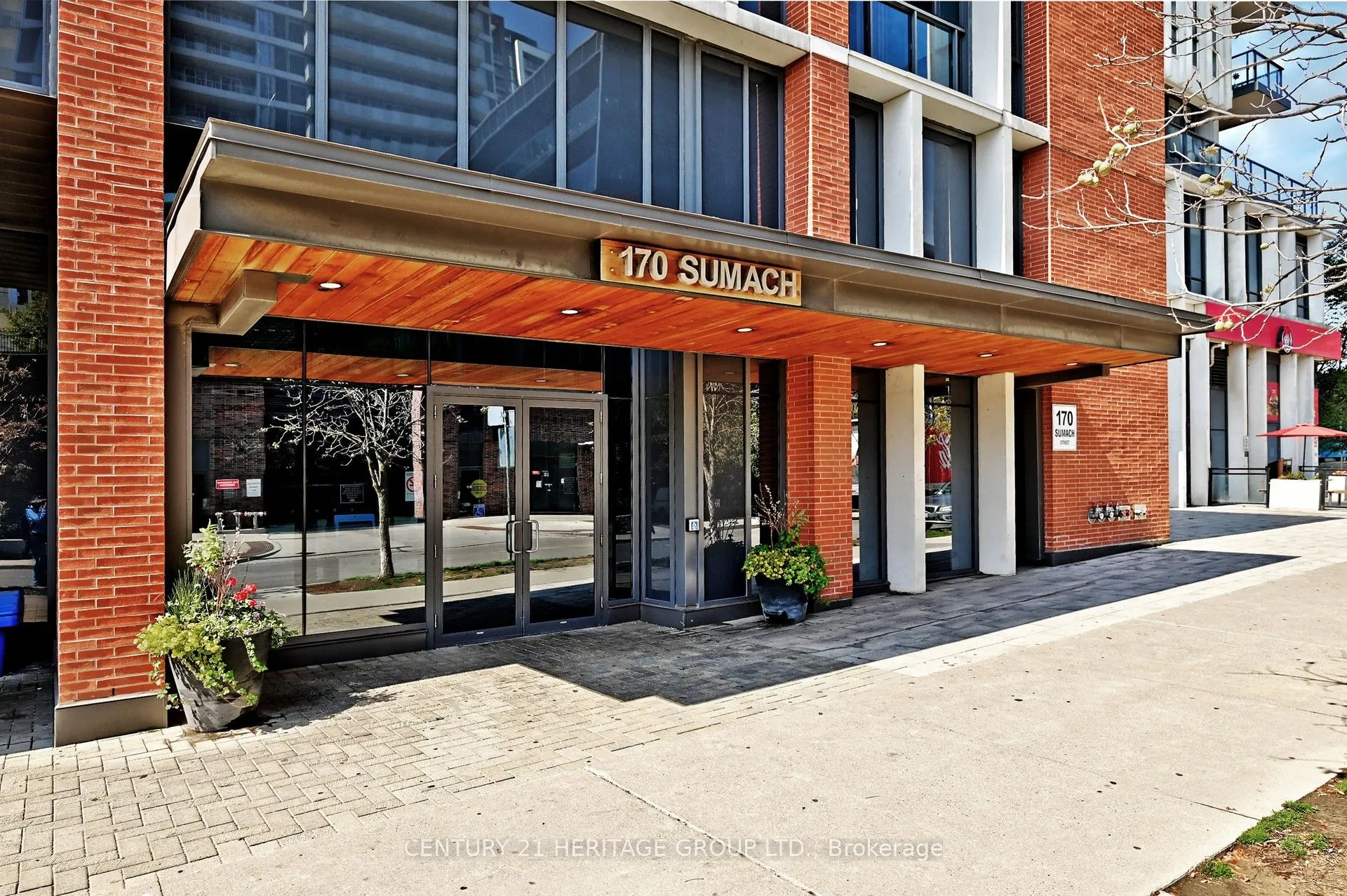 170 Sumach Street, #1201