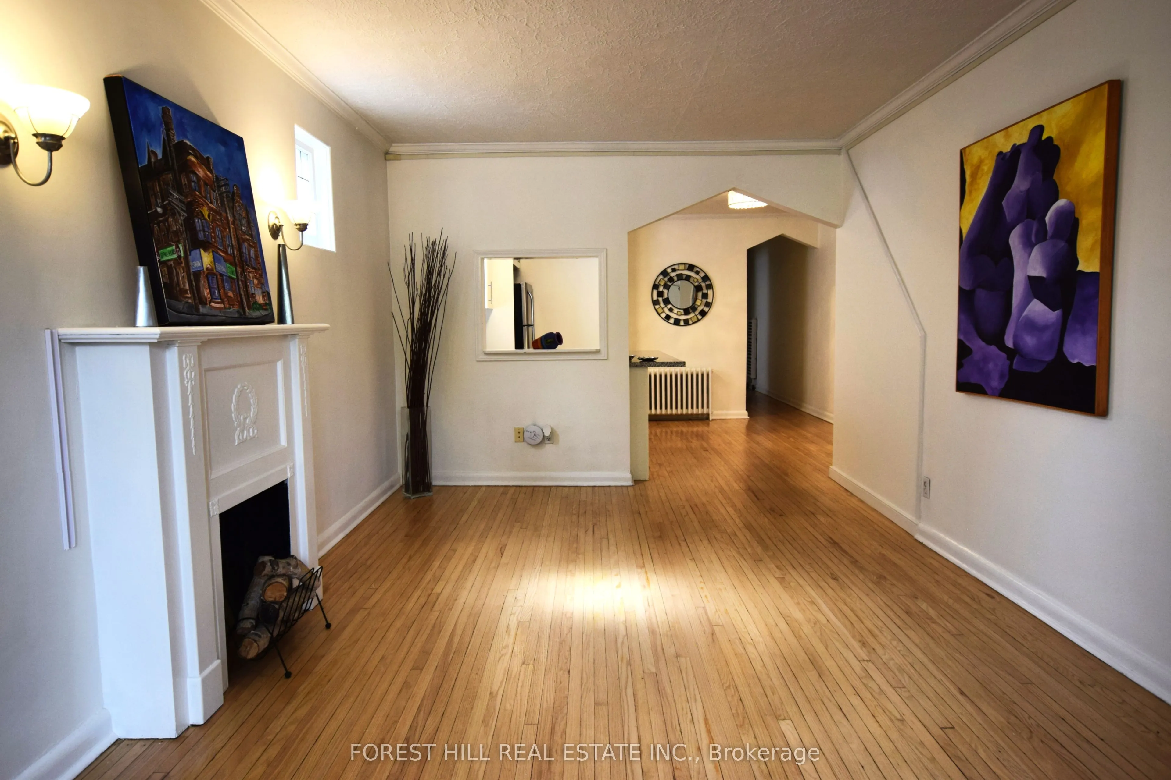 104 Braemar Avenue, #Main