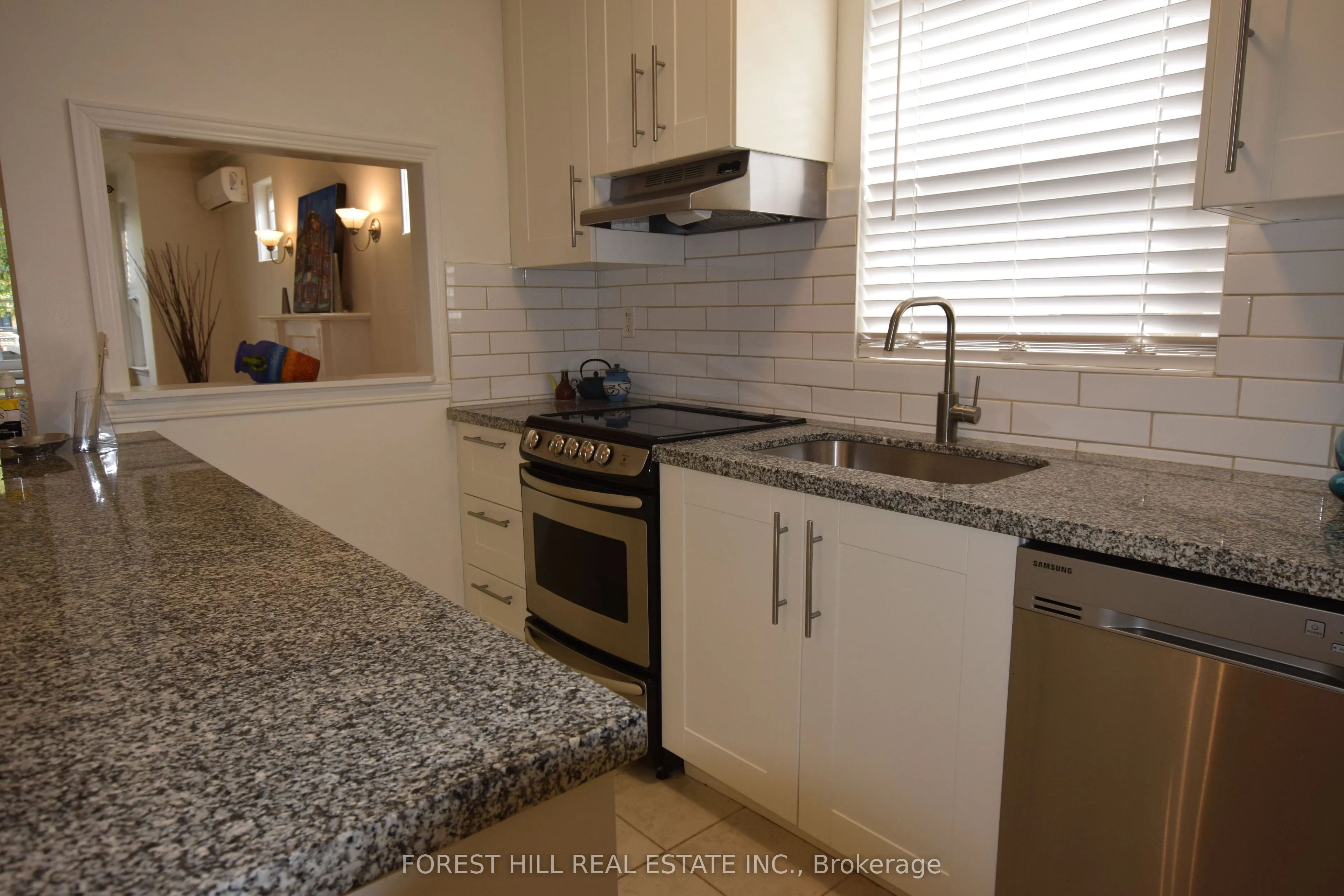104 Braemar Avenue, #Main