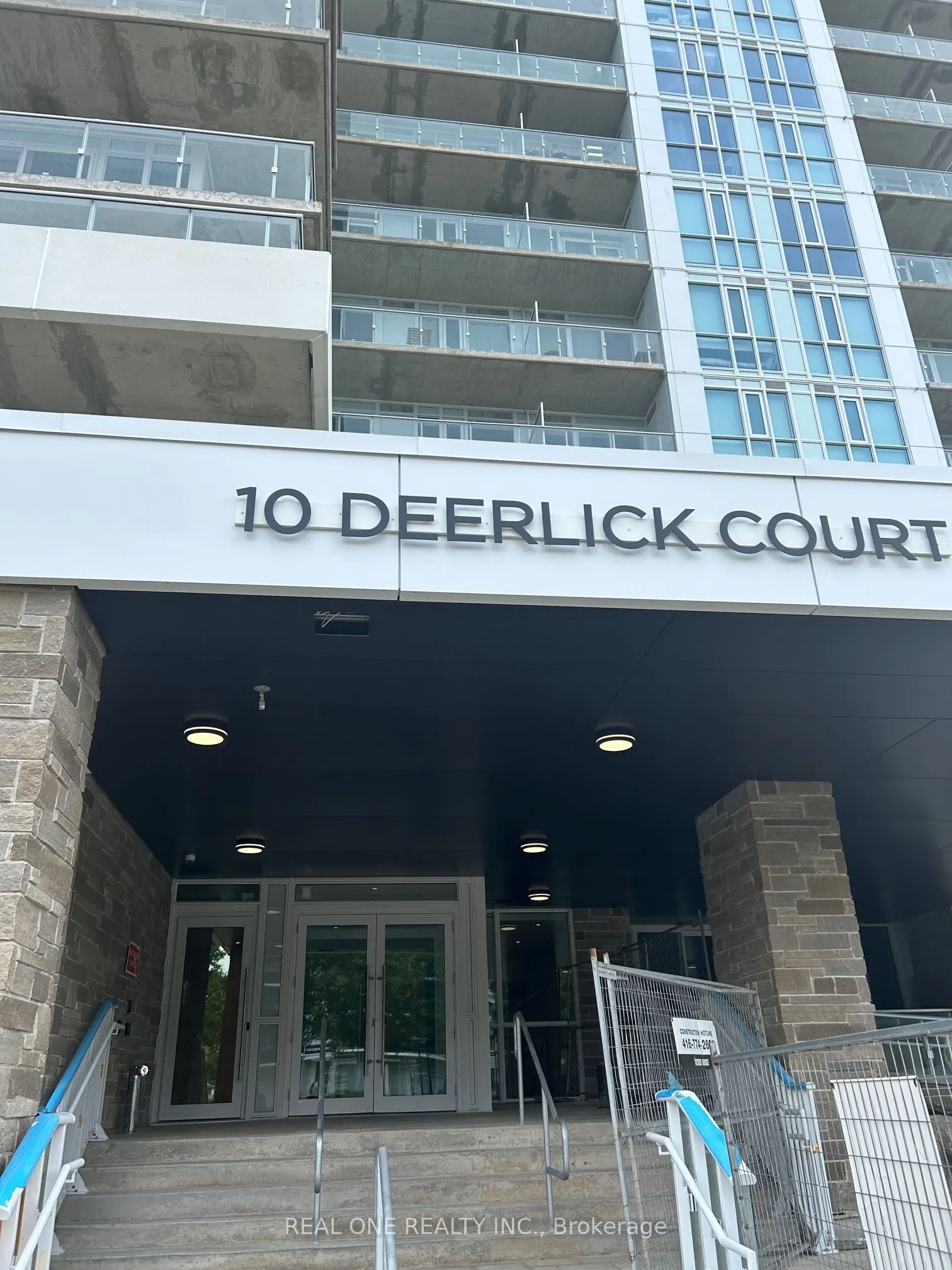 10 Deerlick Court, #817