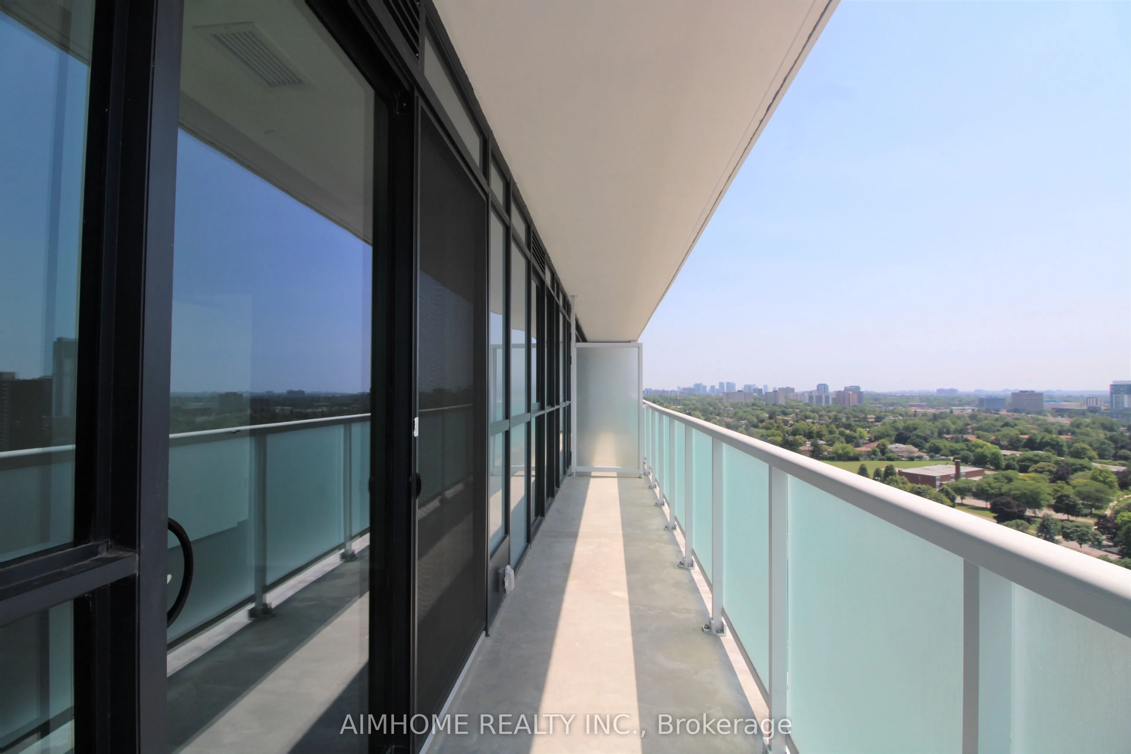 188 Fairview Mall Drive, #2012