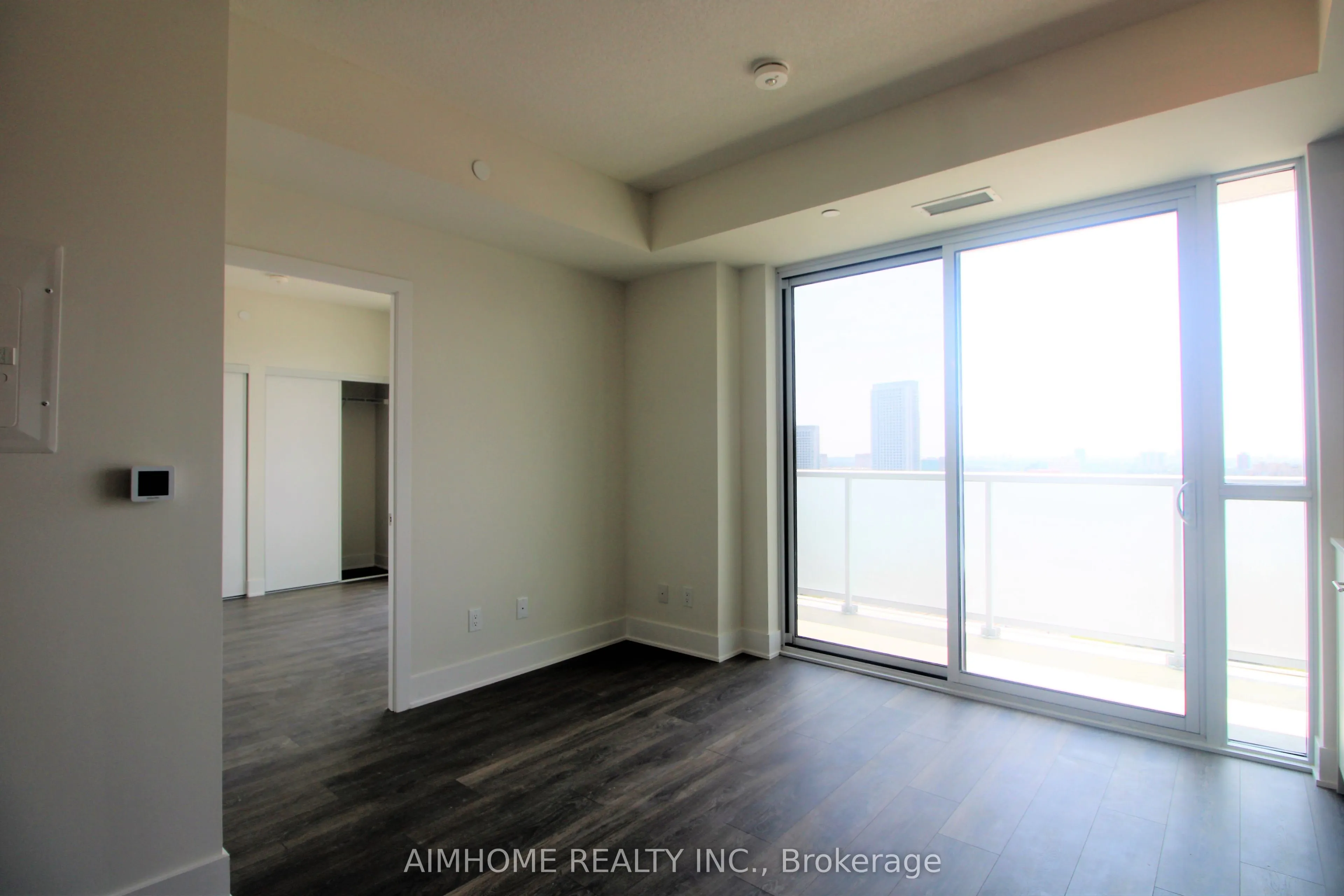 188 Fairview Mall Drive, #2012