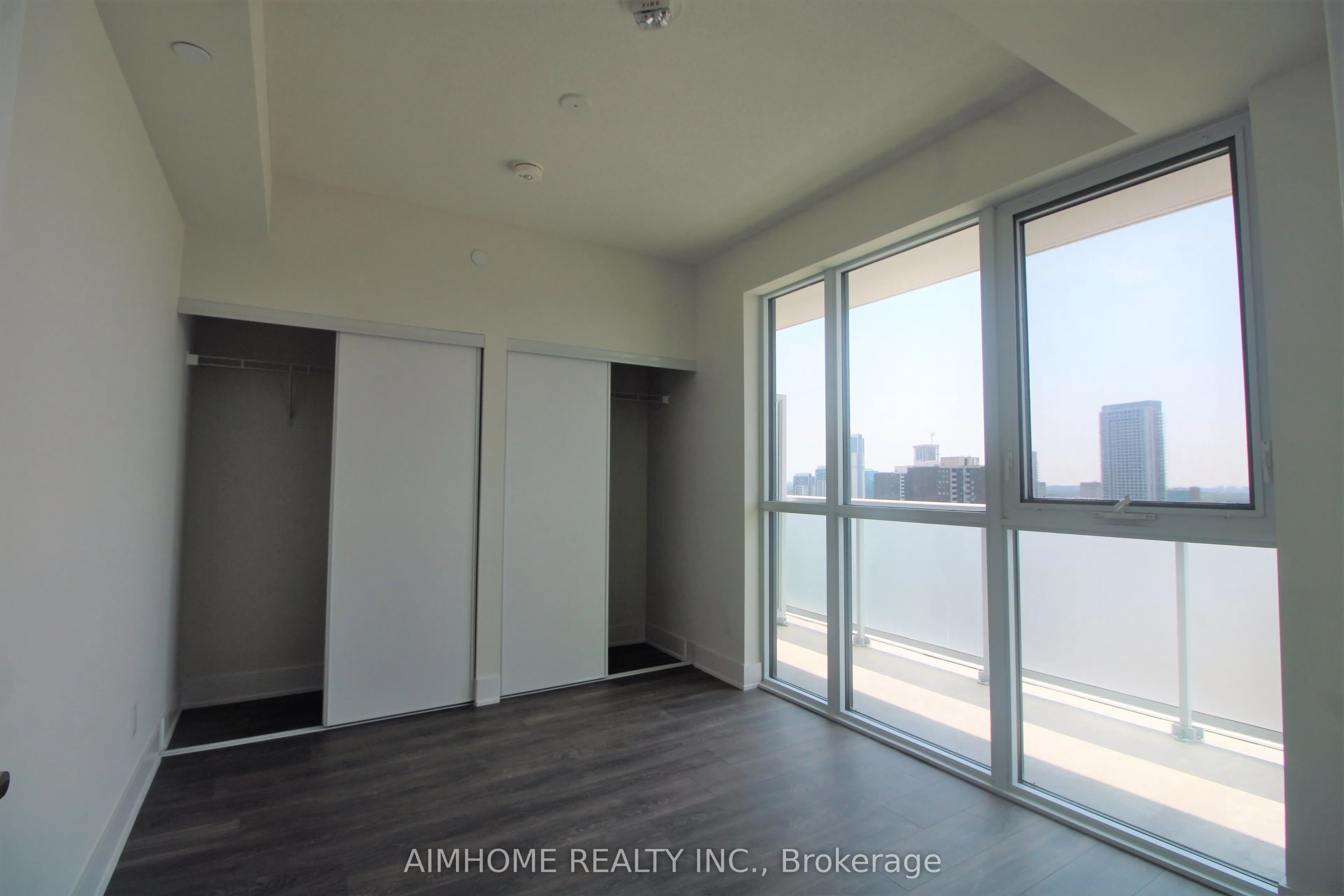 188 Fairview Mall Drive, #2012